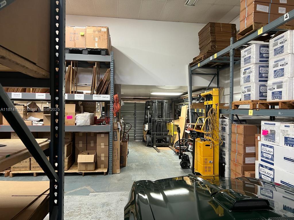 See details 35H / sq. ft. $ 2025-09-08 0 Photo
