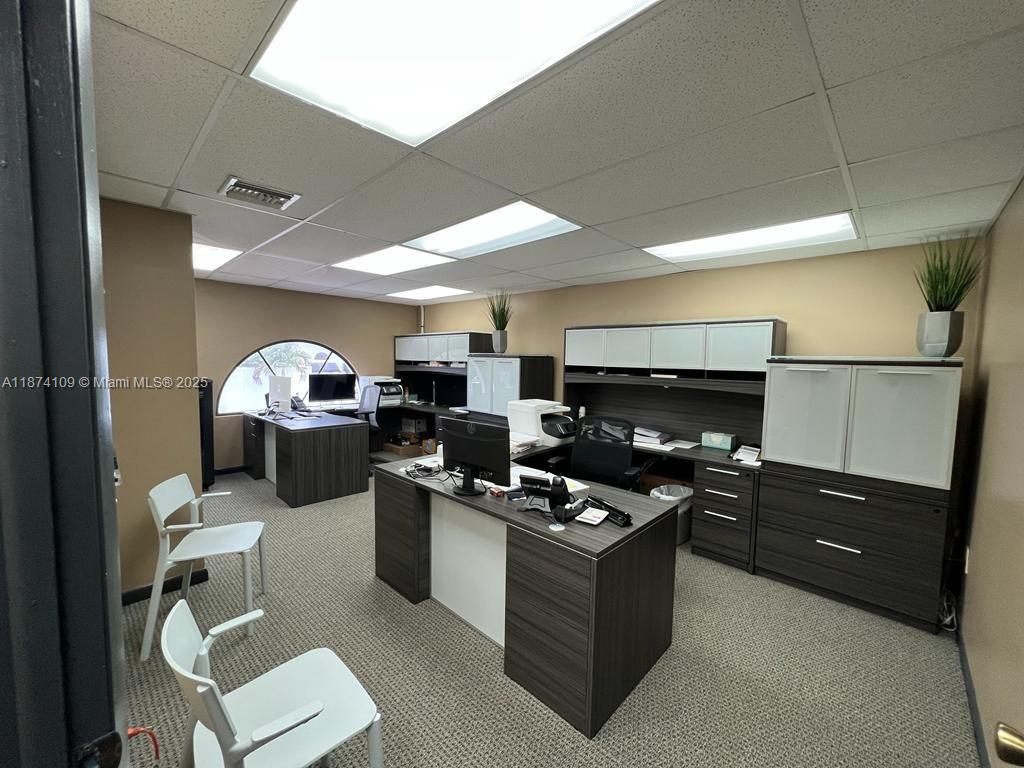 See details 35H / sq. ft. $ 2025-09-08 0 Photo