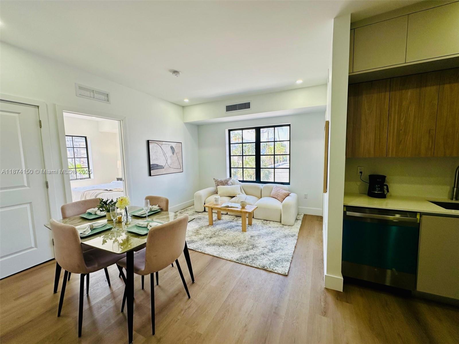 Ver detalles / sq. ft. $ 2025-09-08 0 foto