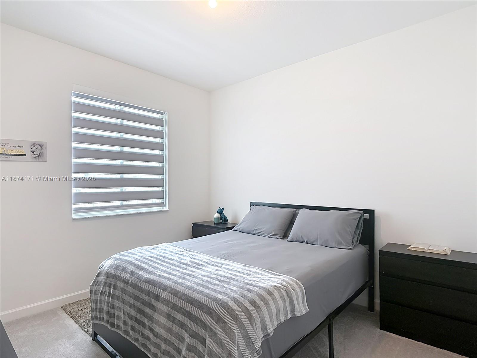 See details 716 3 / 3 1642 sq. ft. $ 2026-02-12 0 Photo