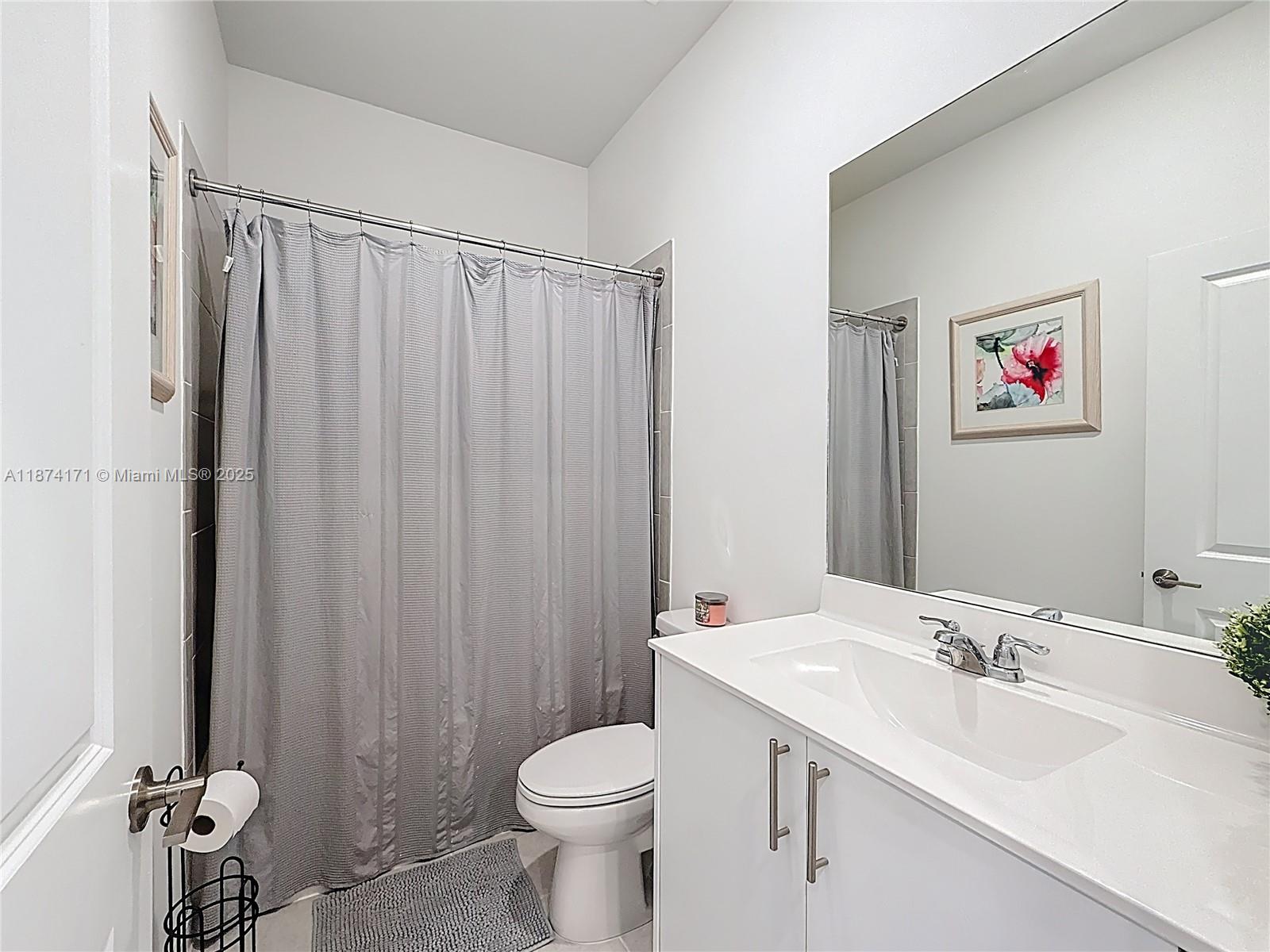 See details 716 3 / 3 1642 sq. ft. $ 2026-02-12 0 Photo