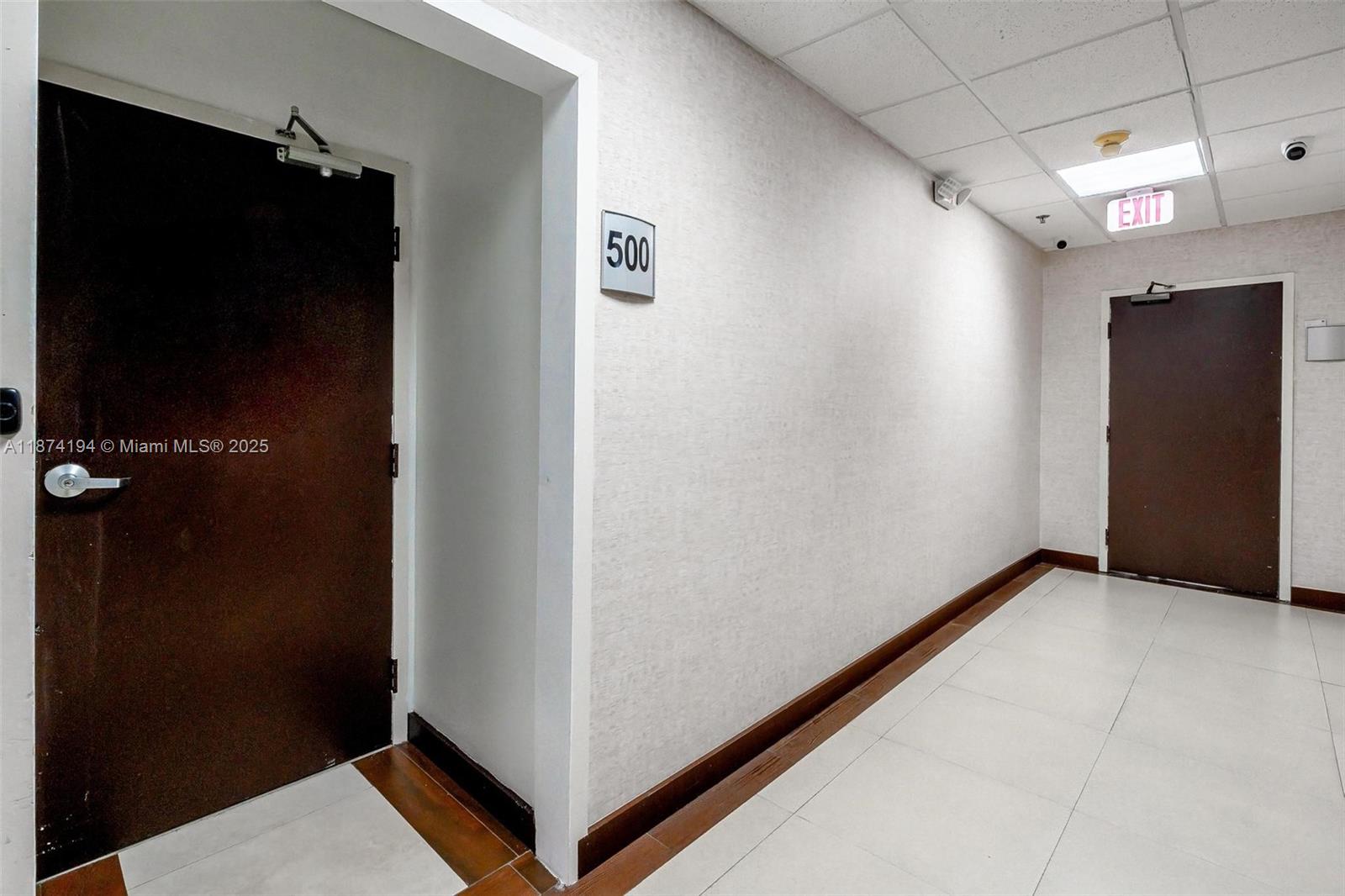 500  /   sq. ft. $ 2025-09-08 0 Photo