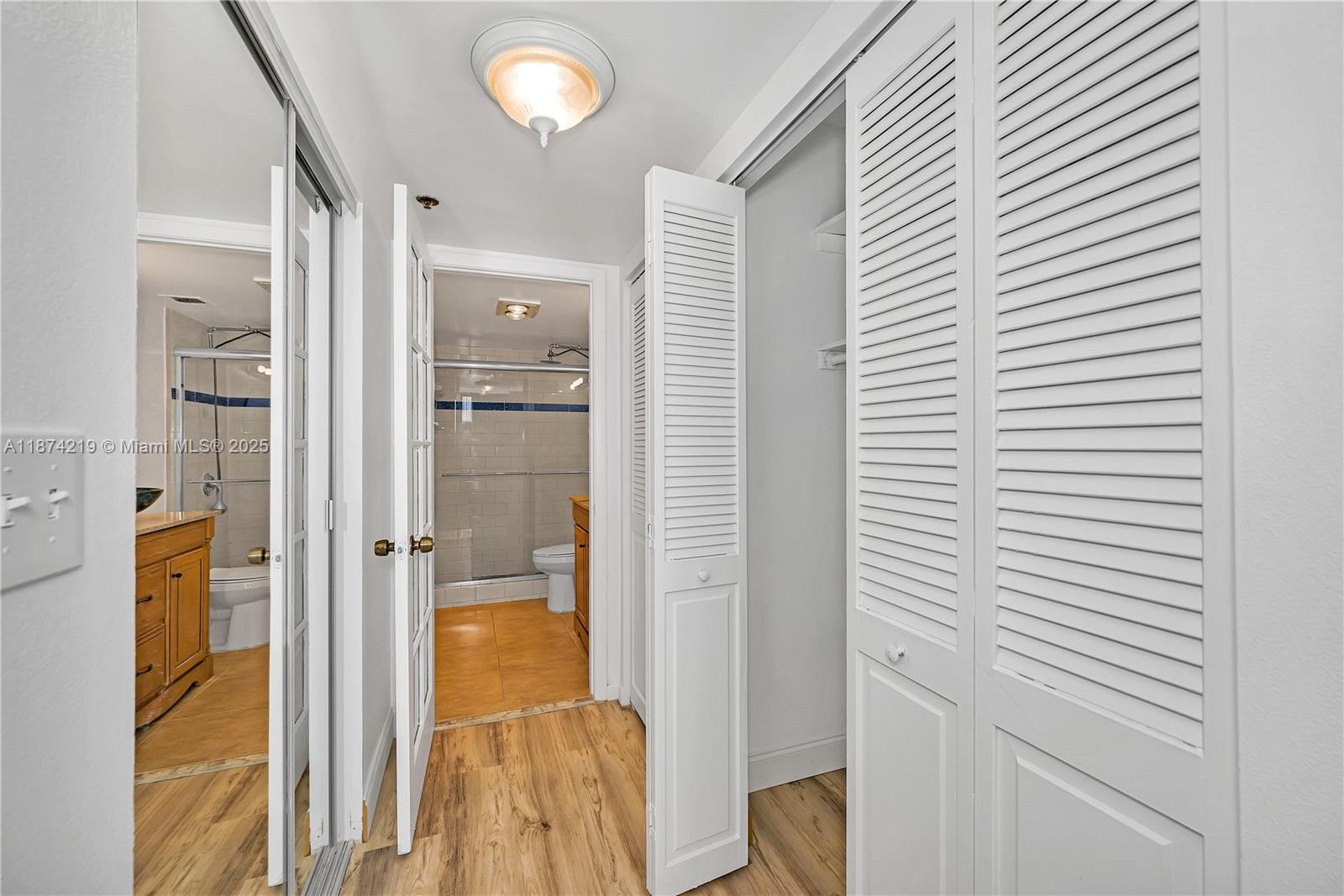 205 1 / 2 830 sq. ft. $ 2025-09-27 0 Photo