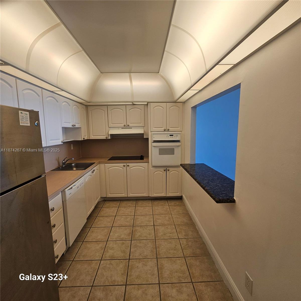 Photo of 19390 Collins Ave #1212, Sunny Isles Beach, Florida, 33160 -