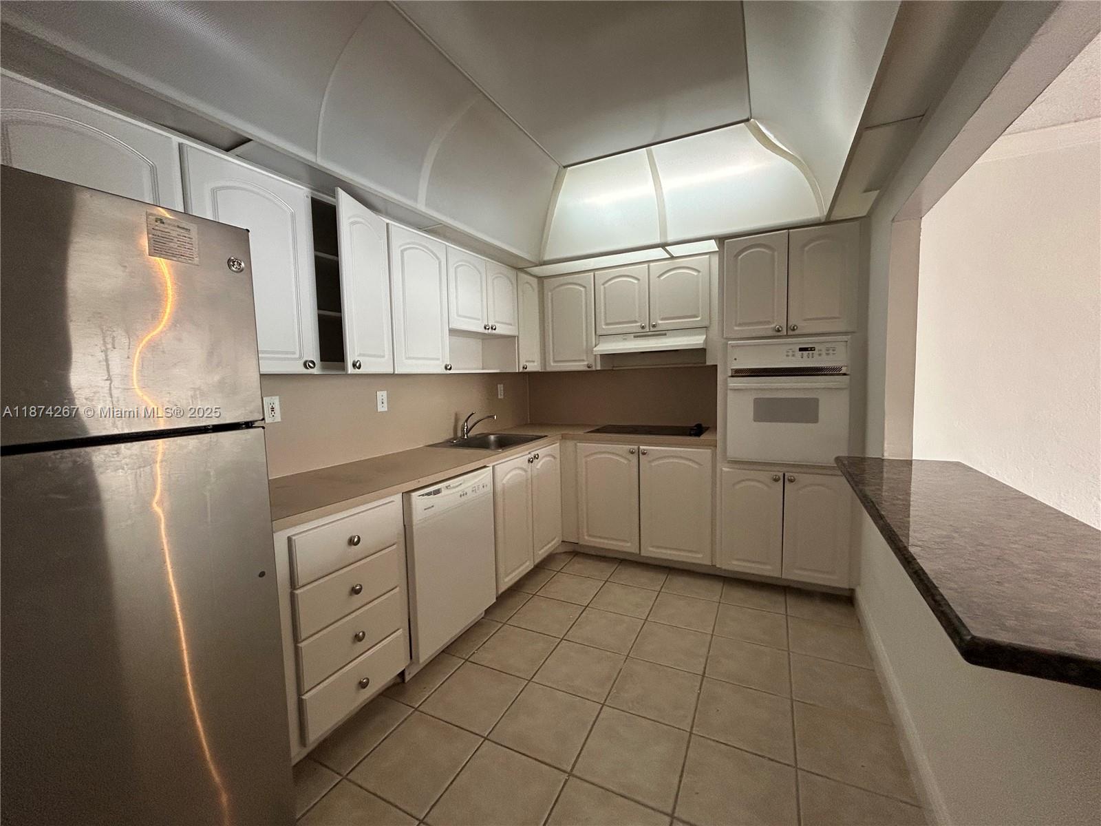 Photo of 19390 Collins Ave #1212, Sunny Isles Beach, Florida, 33160 -