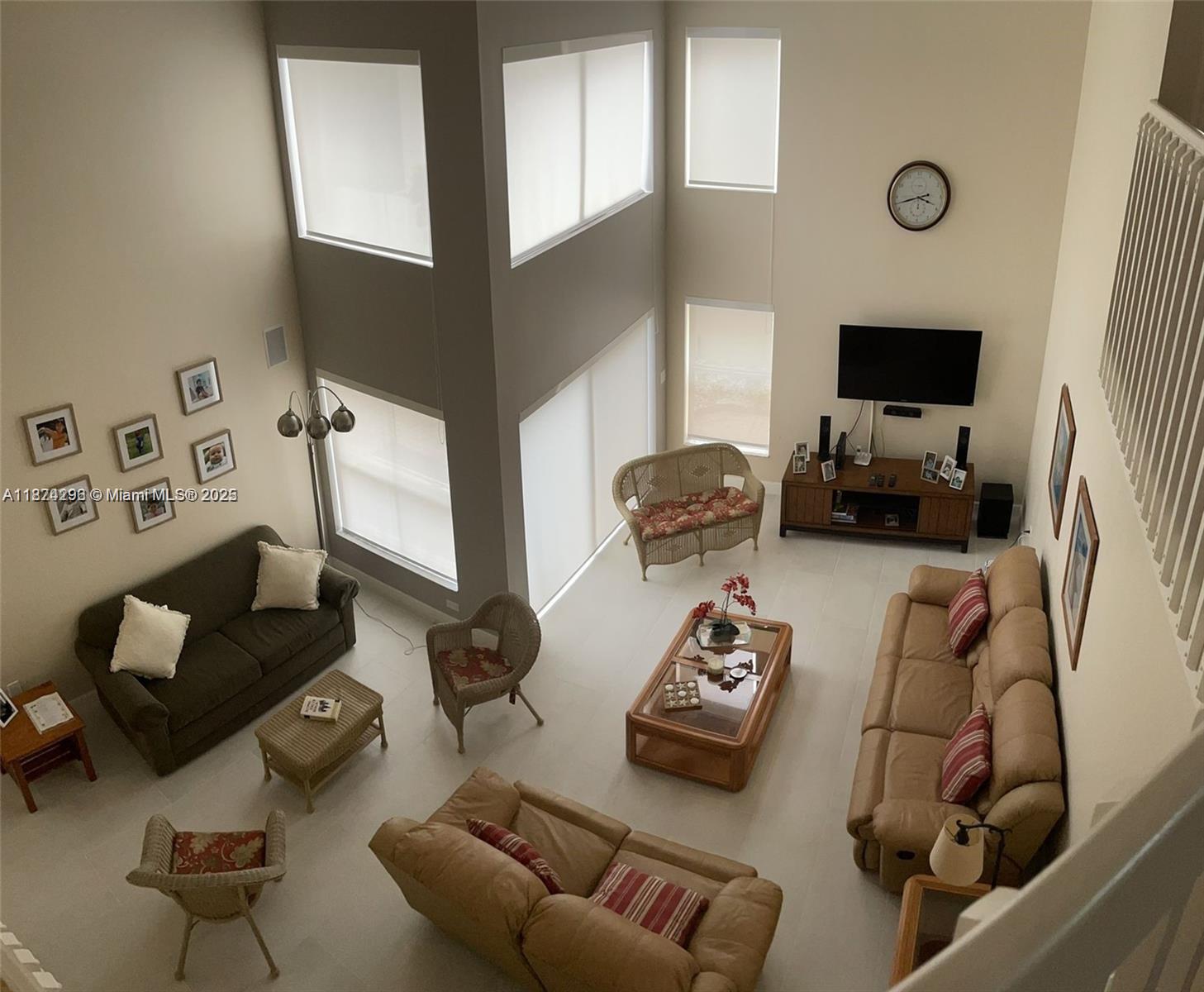 Photo of 1095 Weeping Willow Way  (1095), Hollywood, Florida, 33019 - 