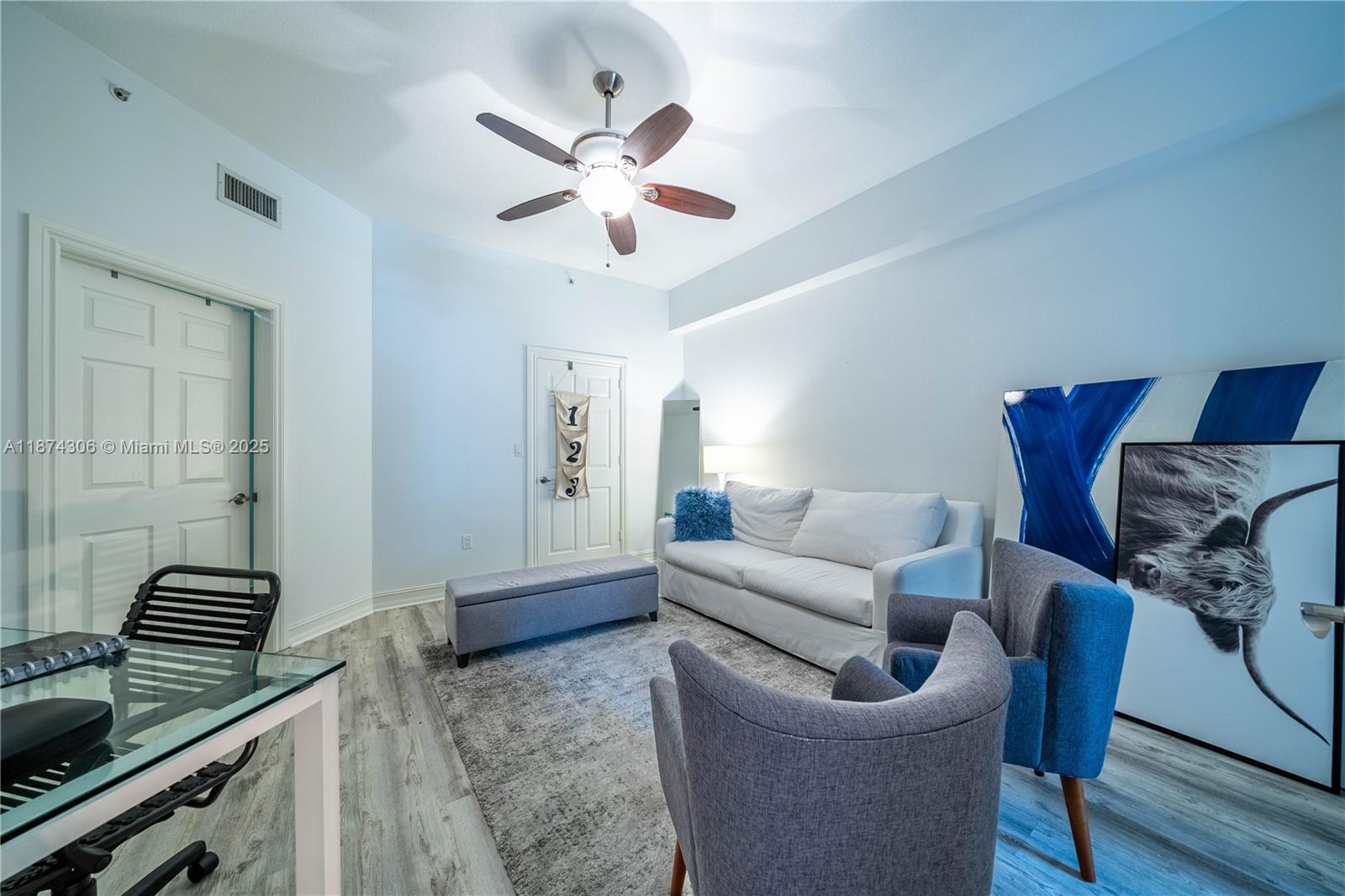 Photo of 3001 185th St  #116, Aventura, Florida, 33180 - 
