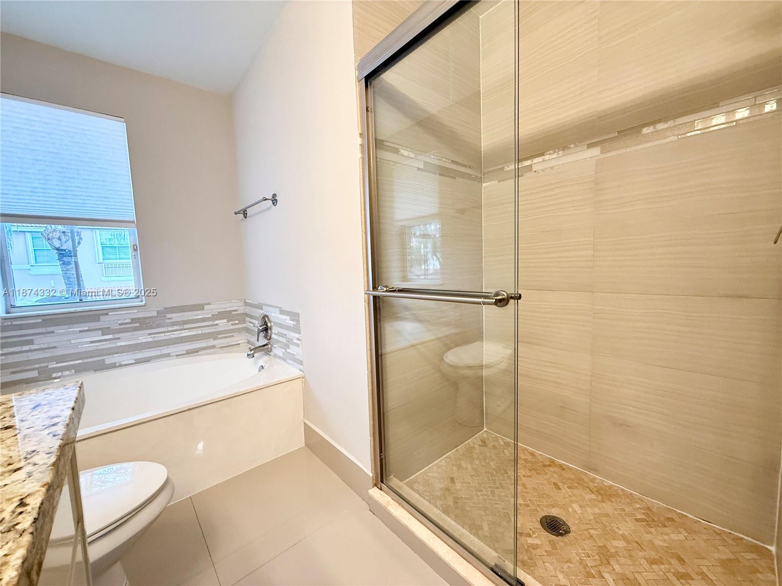 Photo of 1140 Oysterwood St  (1140), Hollywood, Florida, 33019 - 