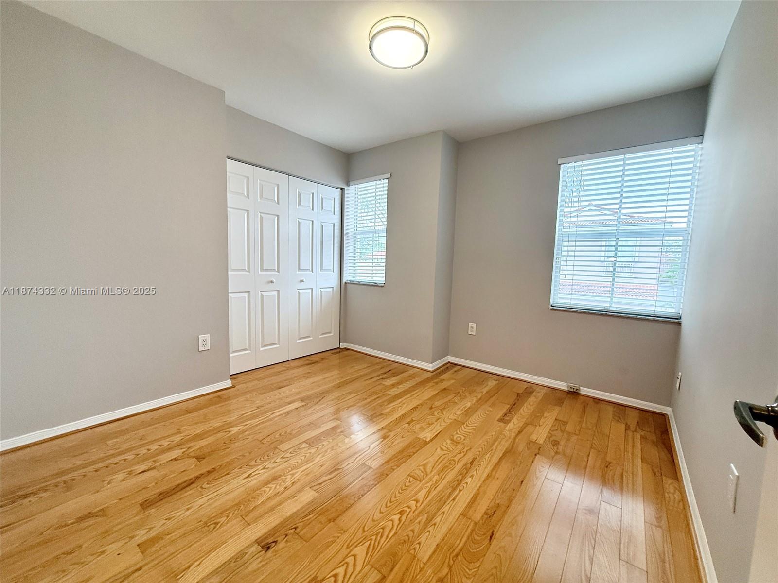 Photo of 1140 Oysterwood St  (1140), Hollywood, Florida, 33019 - 