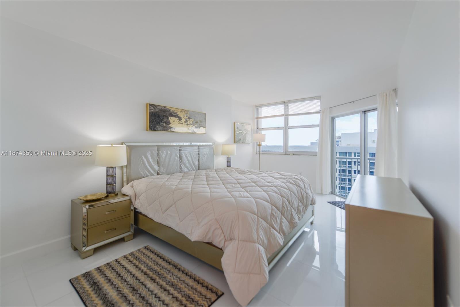 PHA 1 / 2 870 sq. ft. $ 2025-10-01 0 Photo