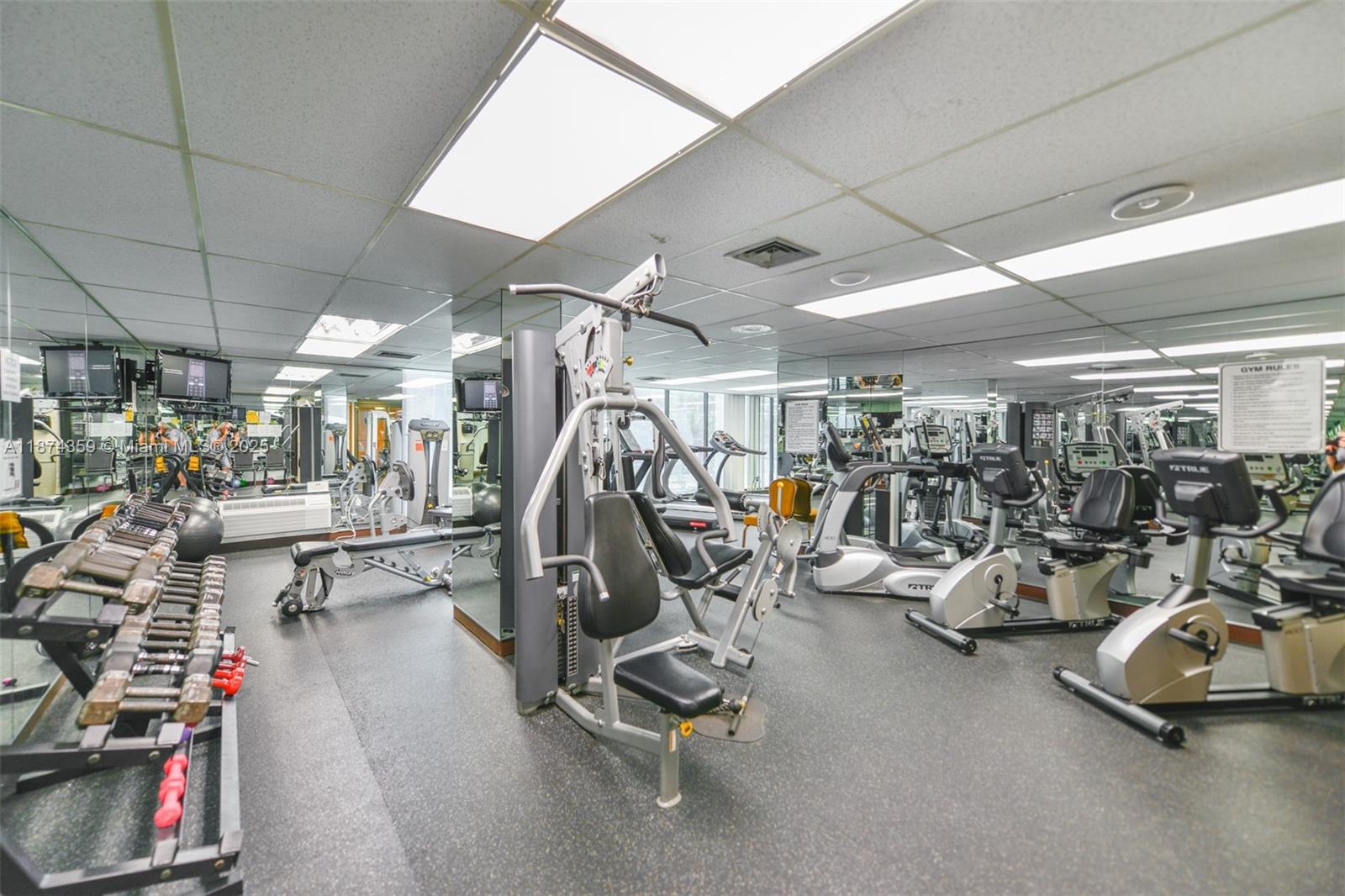 PHA 1 / 2 870 sq. ft. $ 2025-10-01 0 Photo
