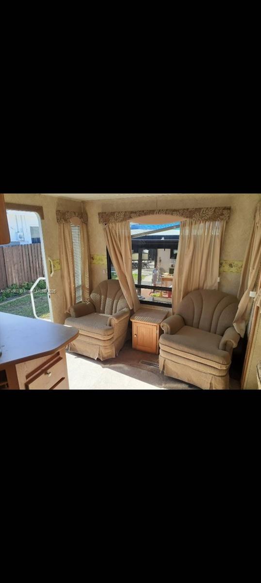 See details / 1553 sq. ft. $ 2025-09-08 0 Photo