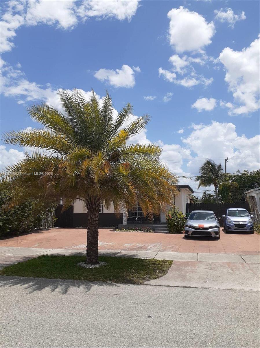 Ver detalles / 1553 sq. ft. $ 2025-09-08 0 foto