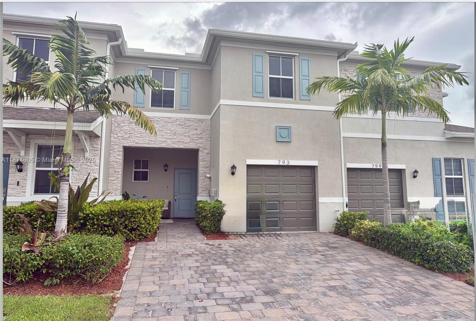 793 3 / 3 1712 sq. ft. $ 2025-09-08 0 Photo