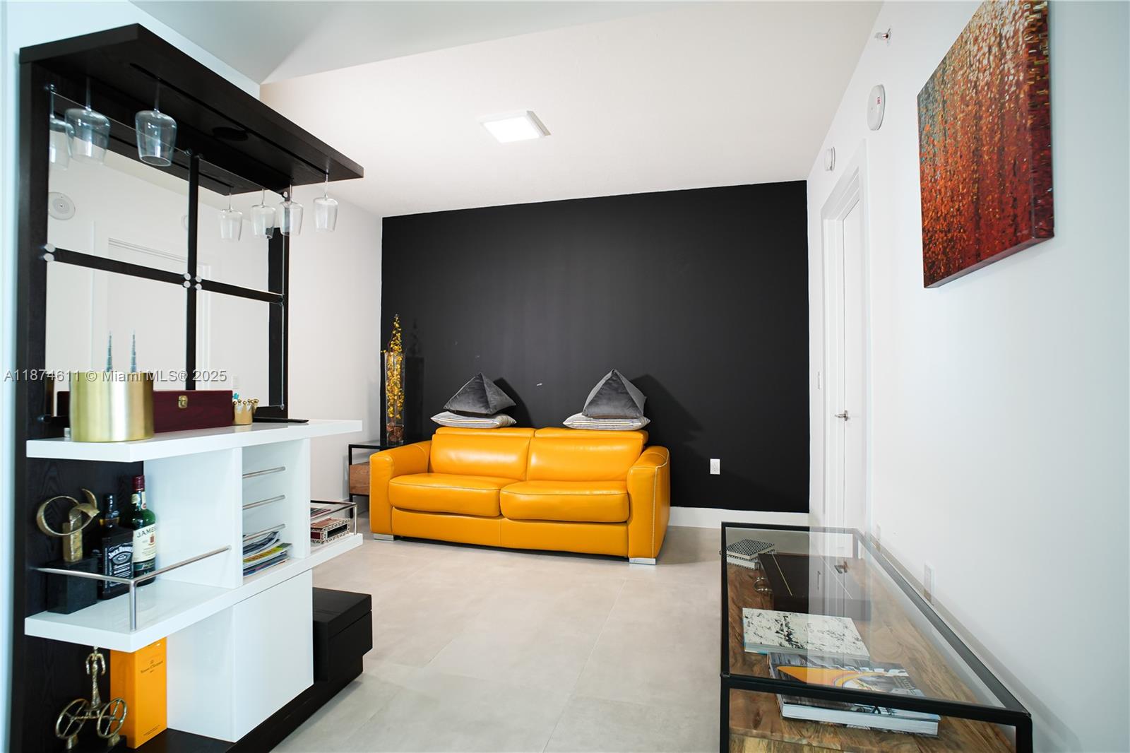 Ver detalles 4-1603 2 / 3 1524 sq. ft. $ 2025-09-08 0 foto
