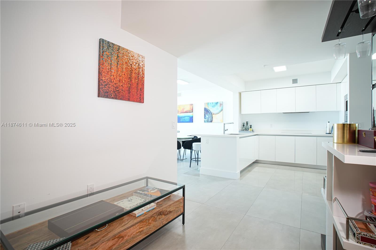 Ver detalles 4-1603 2 / 3 1524 sq. ft. $ 2025-09-08 0 foto