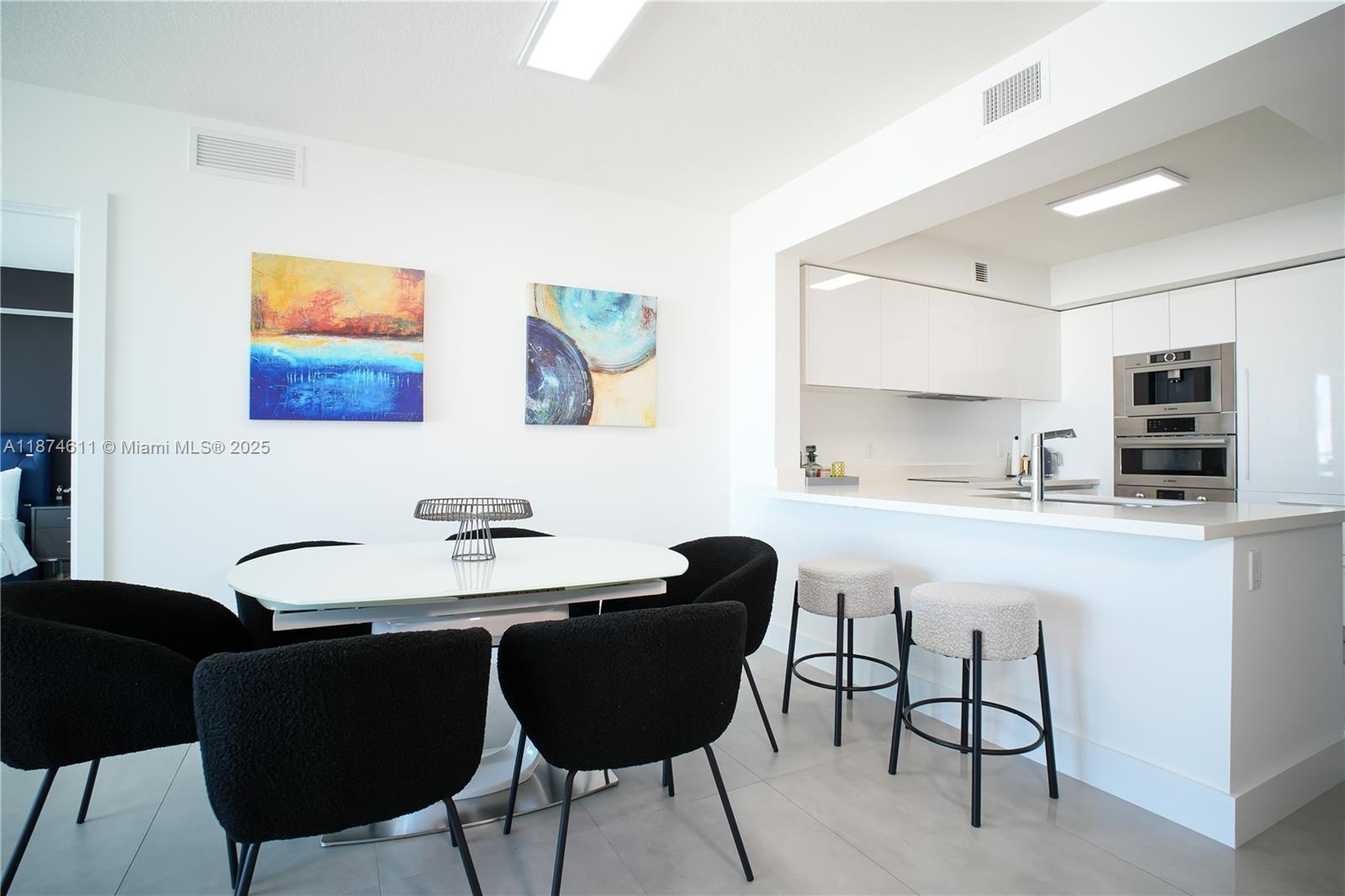 Ver detalles 4-1603 2 / 3 1524 sq. ft. $ 2025-09-08 0 foto