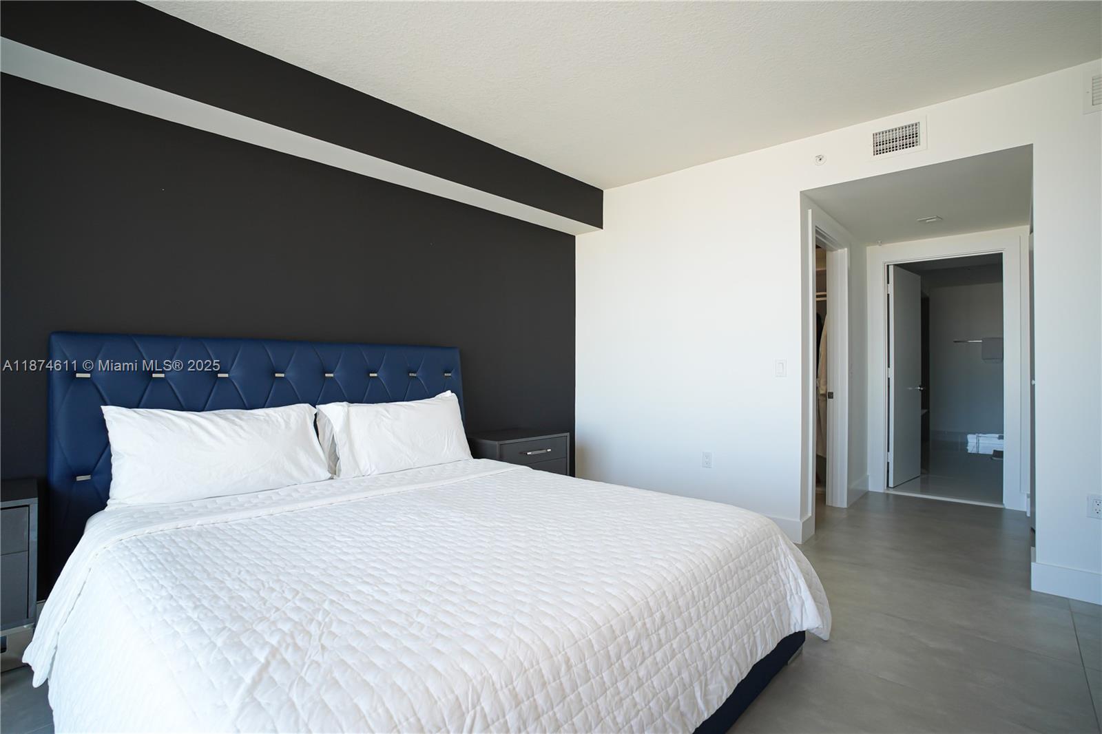 Ver detalles 4-1603 2 / 3 1524 sq. ft. $ 2025-09-08 0 foto