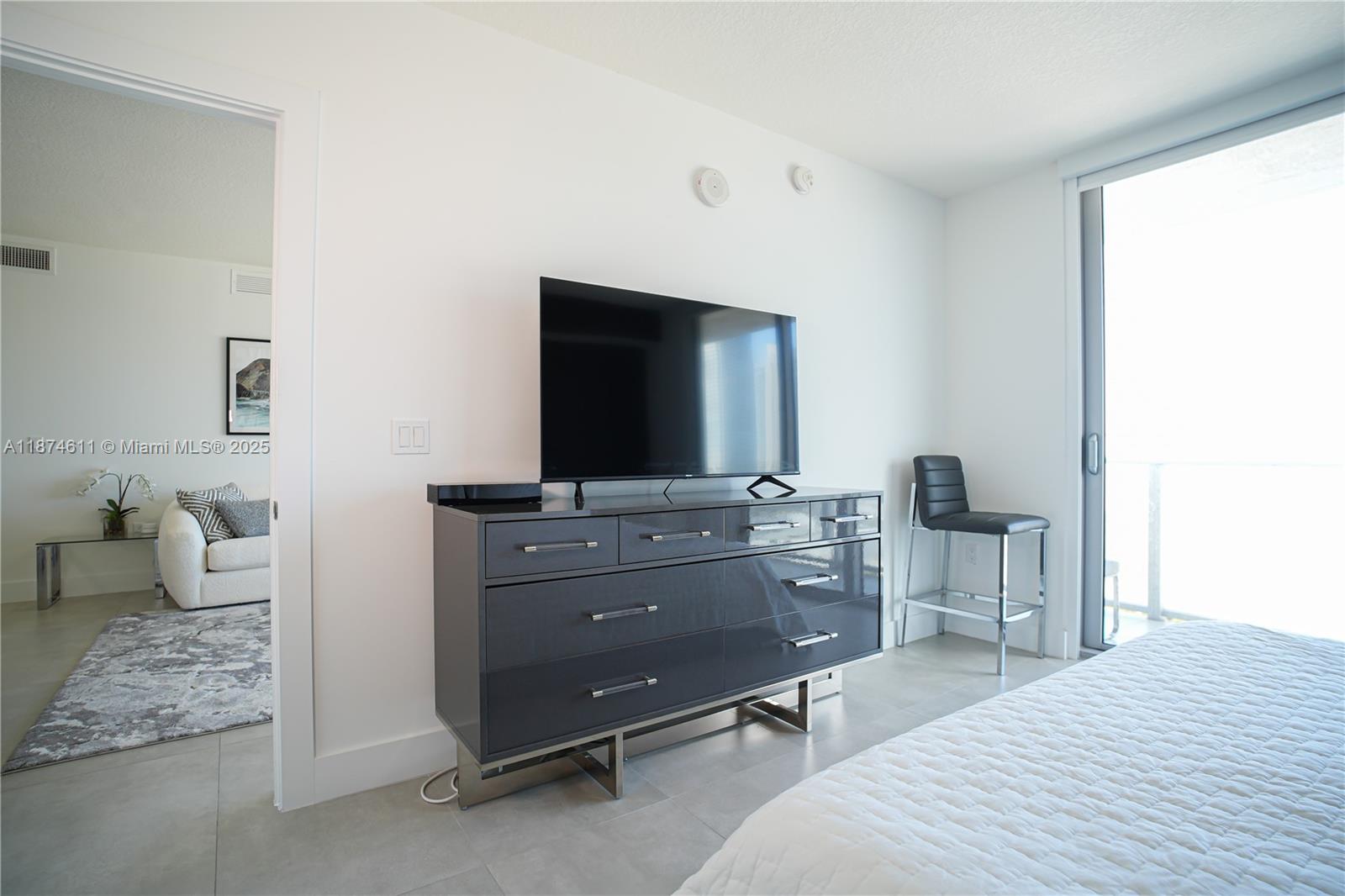 Ver detalles 4-1603 2 / 3 1524 sq. ft. $ 2025-09-08 0 foto