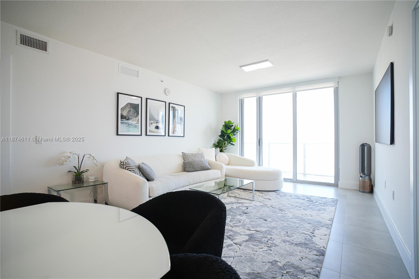 Ver detalles 4-1603 2 / 3 1524 sq. ft. $ 2025-09-08 0 foto