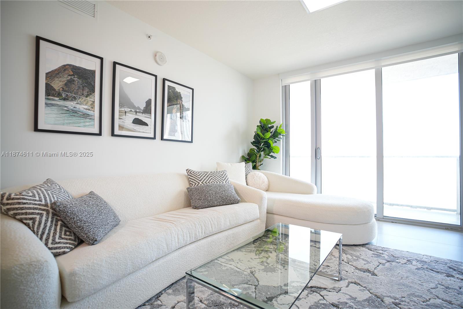 Ver detalles 4-1603 2 / 3 1524 sq. ft. $ 2025-09-08 0 foto