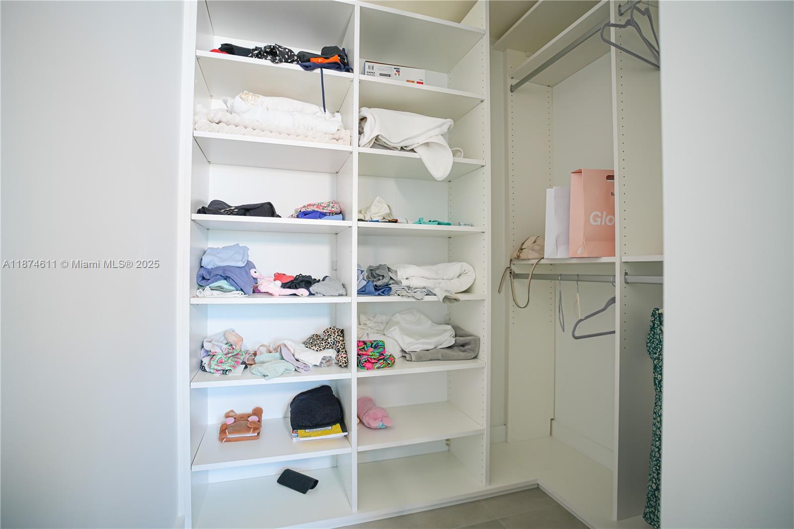 Ver detalles 4-1603 2 / 3 1524 sq. ft. $ 2025-09-08 0 foto