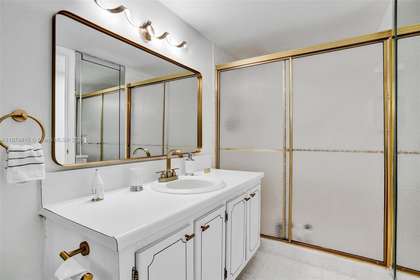 Photo of 1849 Ocean Dr  #407, Hallandale Beach, Florida, 33009 - 