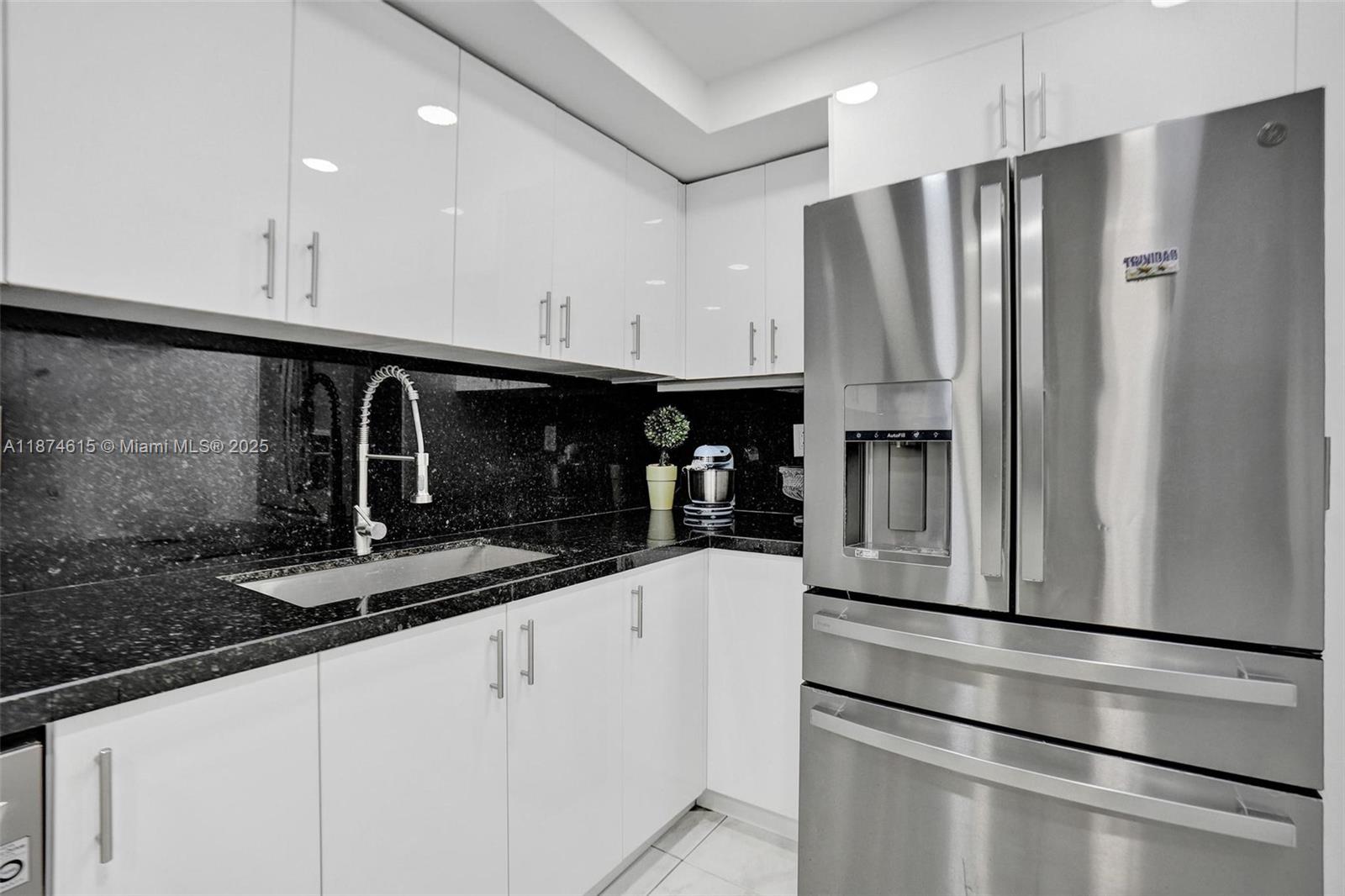 Photo of 1849 Ocean Dr  #407, Hallandale Beach, Florida, 33009 - 