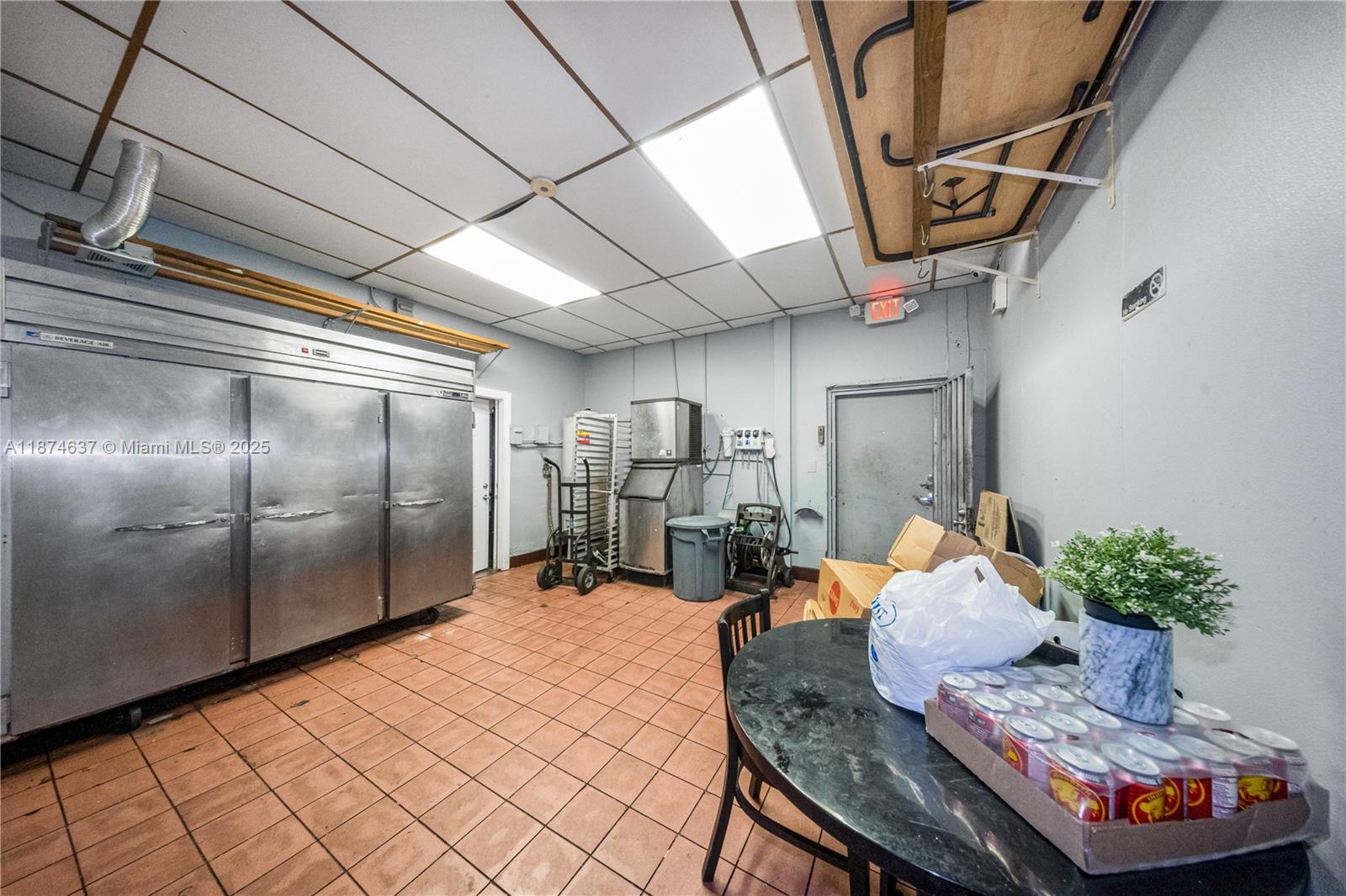 See details / sq. ft. $ 2025-09-08 0 Photo