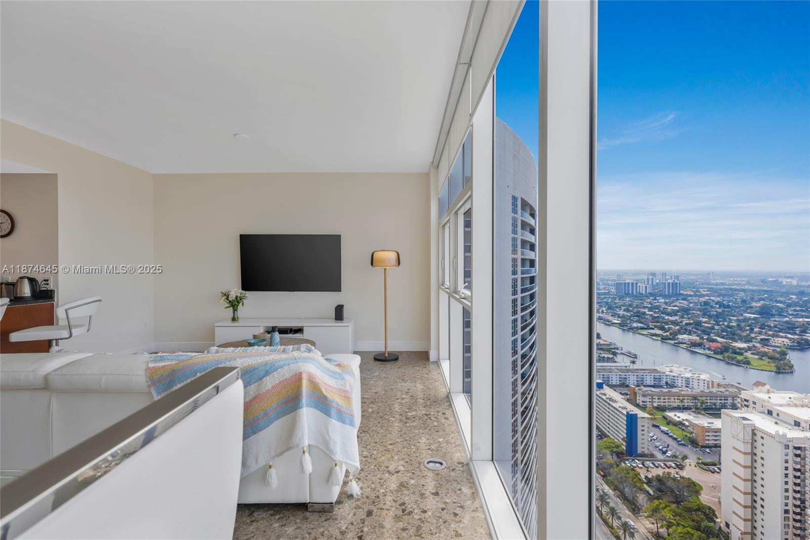 See details 4107 1 / 1 871 sq. ft. $ 2025-09-08 0 Photo