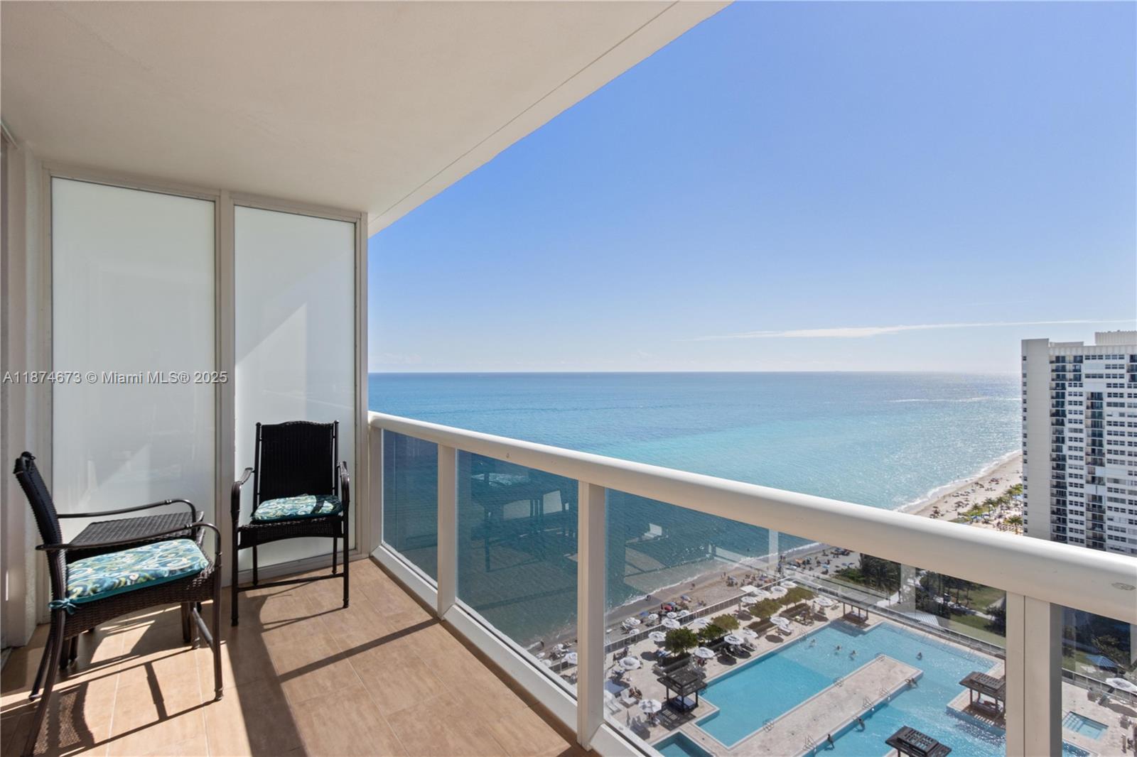 2105 1 / 1 811 sq. ft. $ 2025-09-08 0 Photo