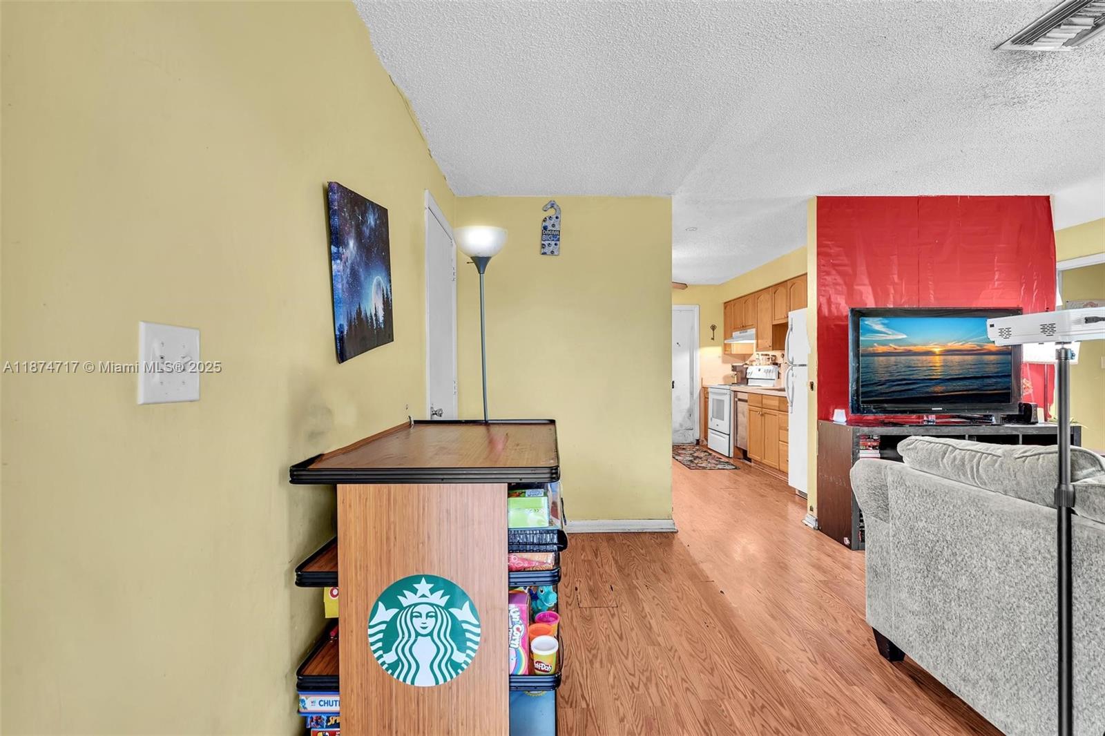 See details / 1798 sq. ft. $ 2025-09-08 0 Photo