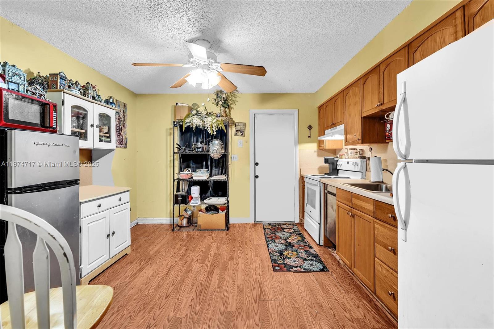 See details / 1798 sq. ft. $ 2025-09-08 0 Photo