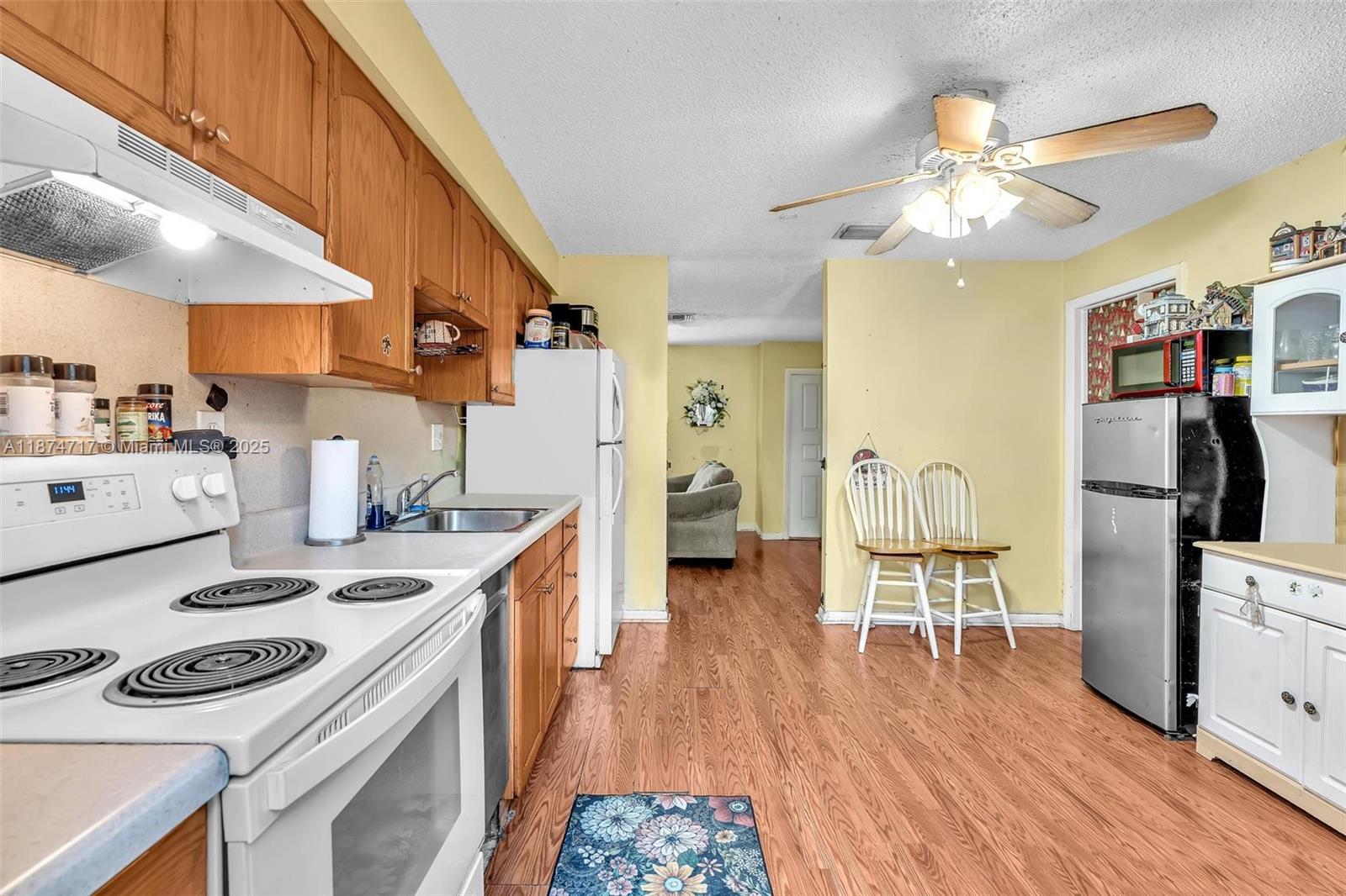 See details / 1798 sq. ft. $ 2025-09-08 0 Photo
