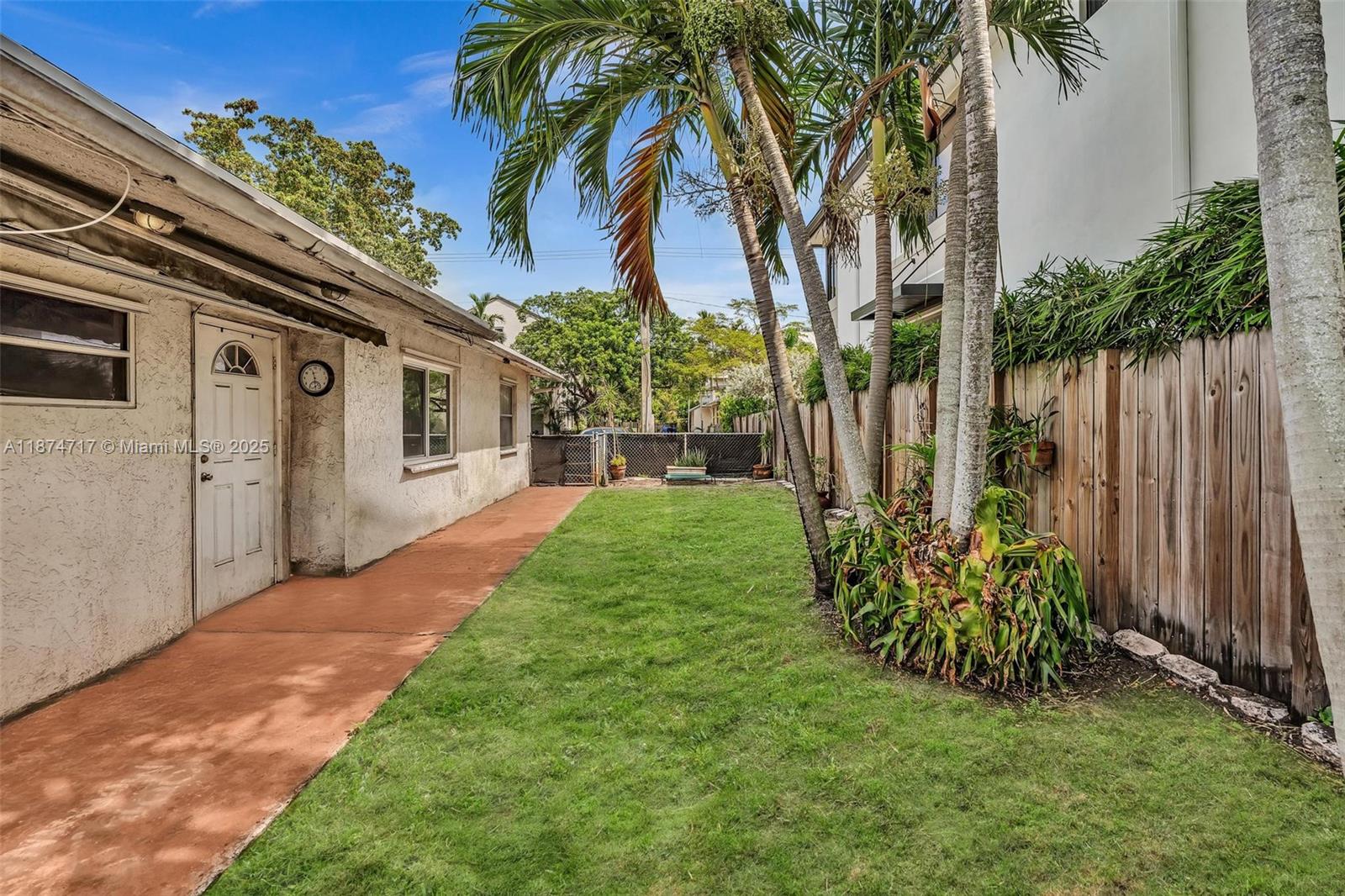 See details / 1798 sq. ft. $ 2025-09-08 0 Photo