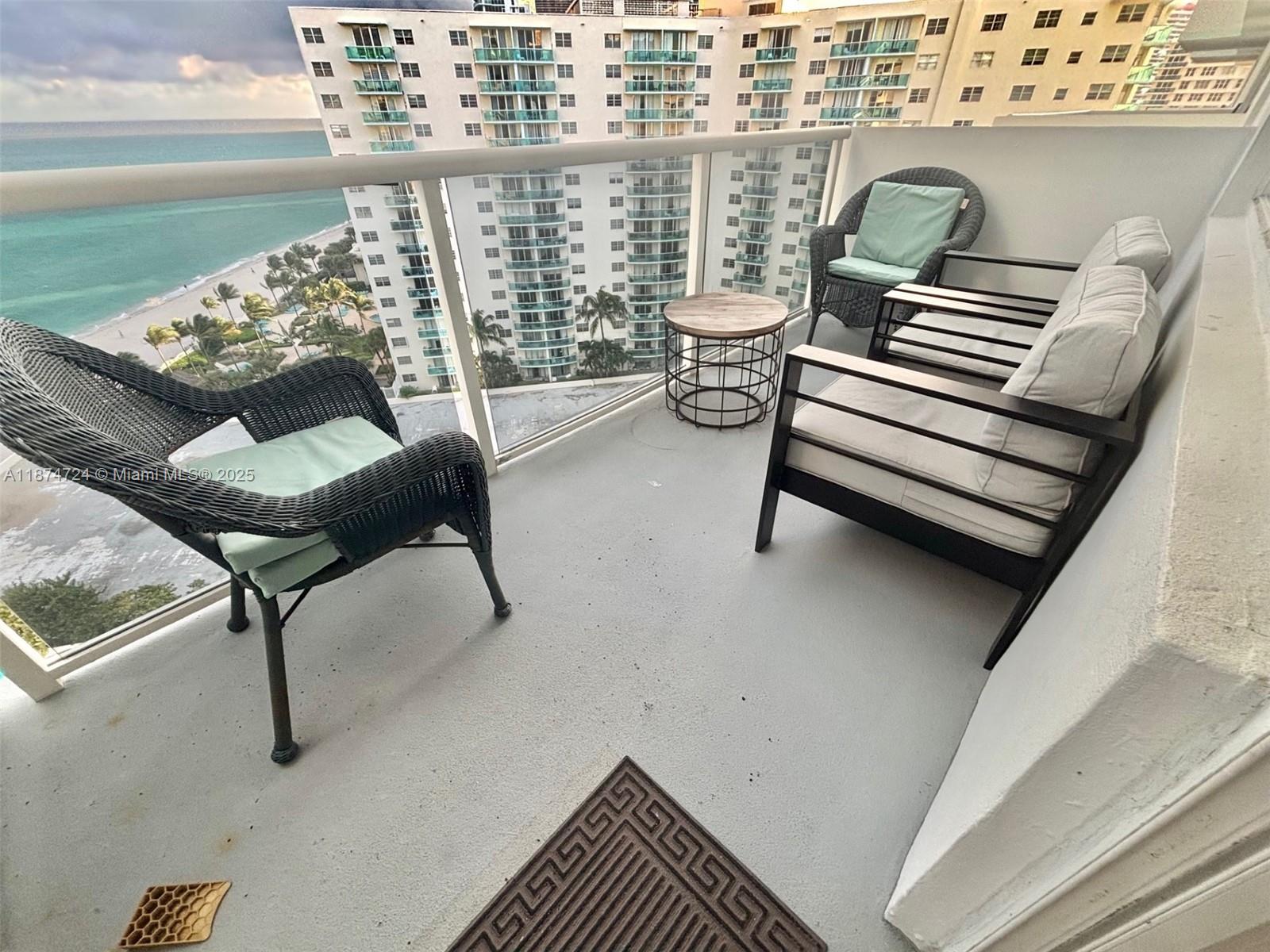 Photo of 3725 Ocean Dr  #1410, Hollywood, Florida, 33019 - 