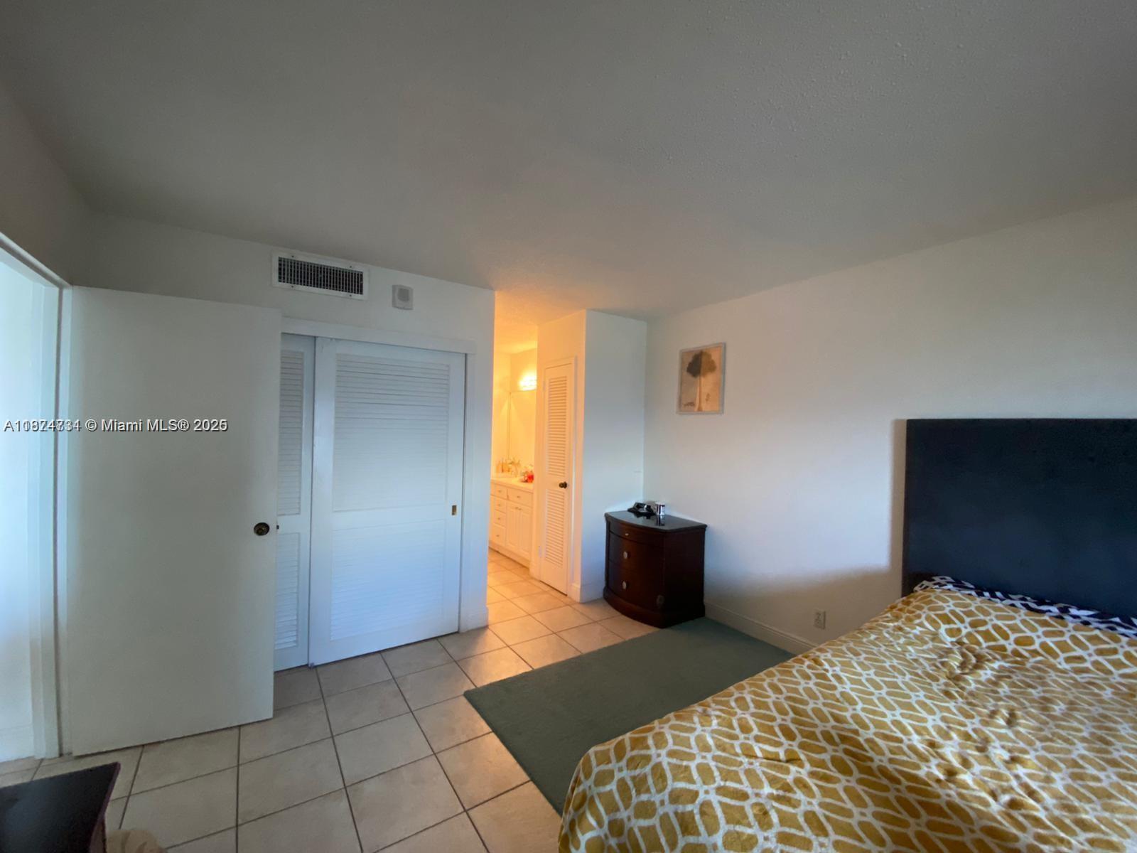 Photo of 2030 Ocean Dr  #617, Hallandale Beach, Florida, 33009 - 