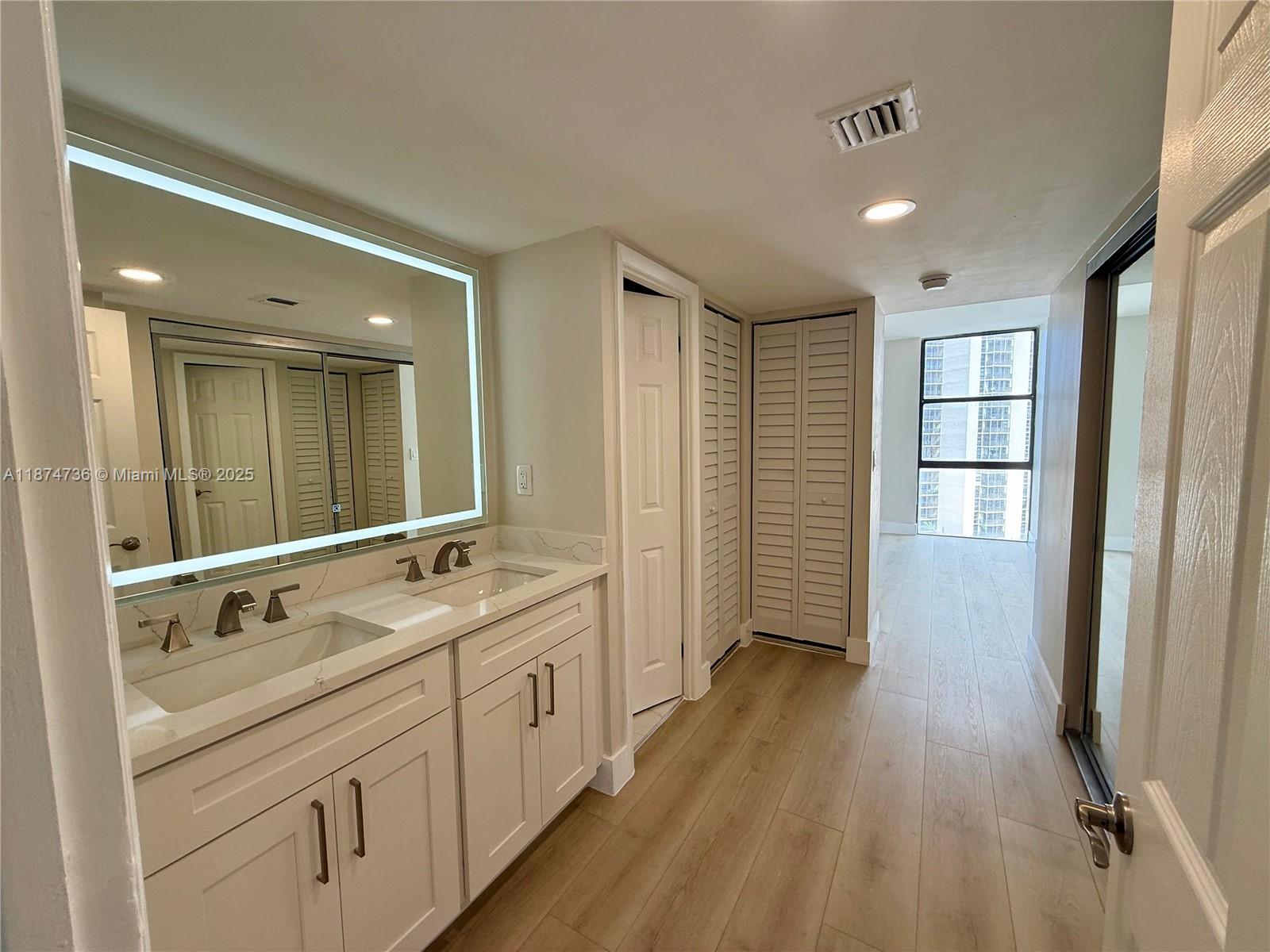 Photo of 20335 Country Club Dr  #1203, Aventura, Florida, 33180 - 