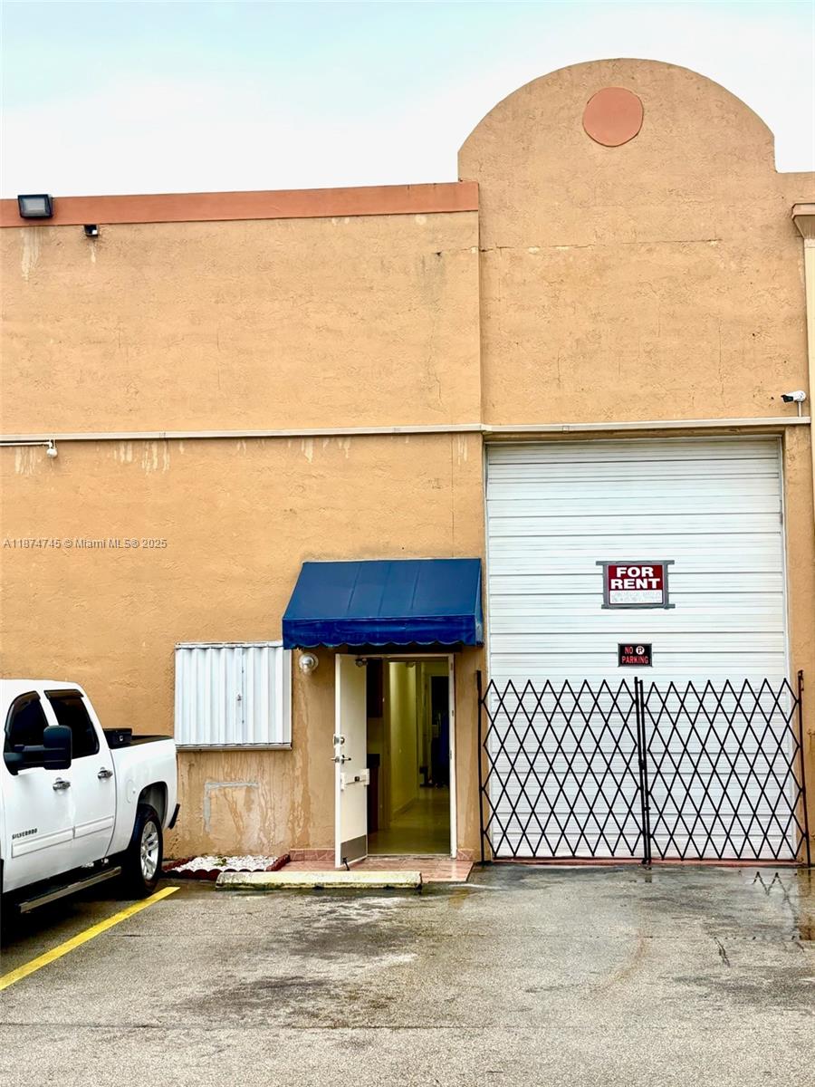 See details 14 / sq. ft. $ 2025-09-08 0 Photo