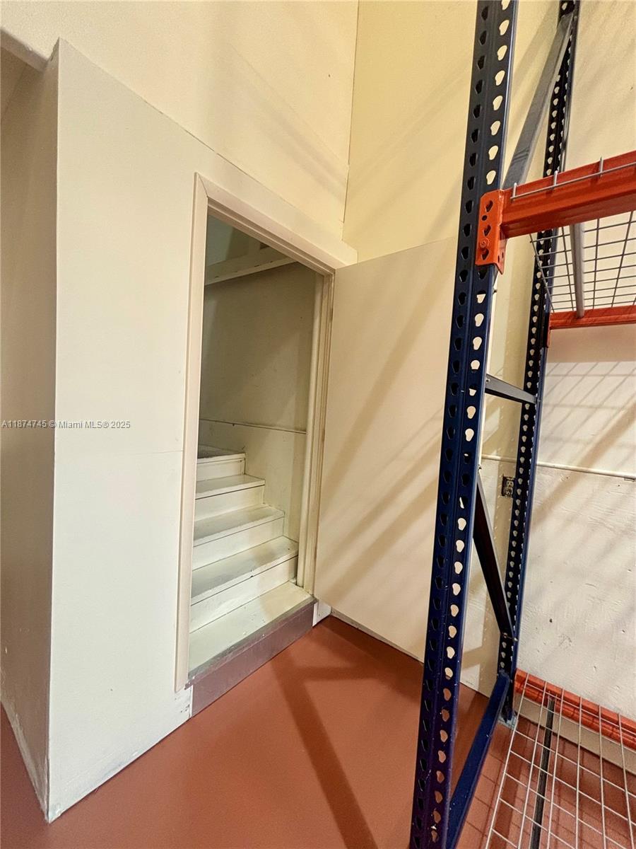 See details 14 / sq. ft. $ 2025-09-08 0 Photo