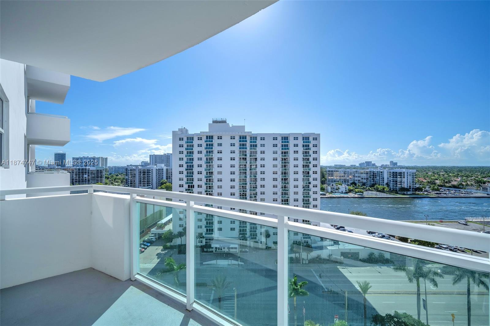 Photo of 3001 Ocean Dr  #1231, Hollywood, Florida, 33019 - 