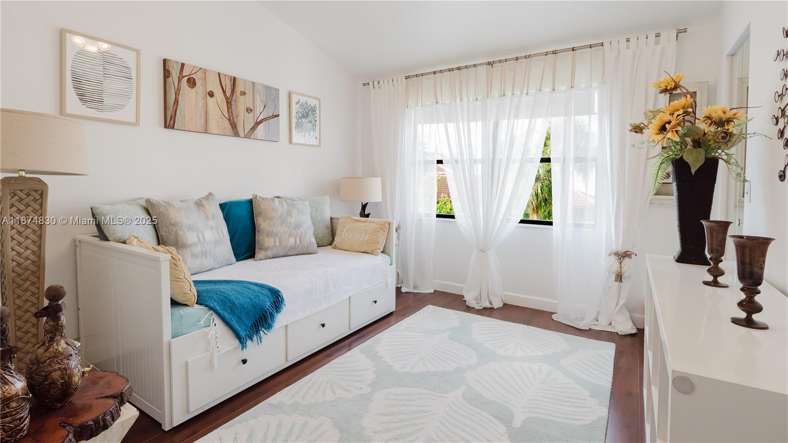 Photo of 21195 Helmsman Dr  (21195), Aventura, Florida, 33180 - 