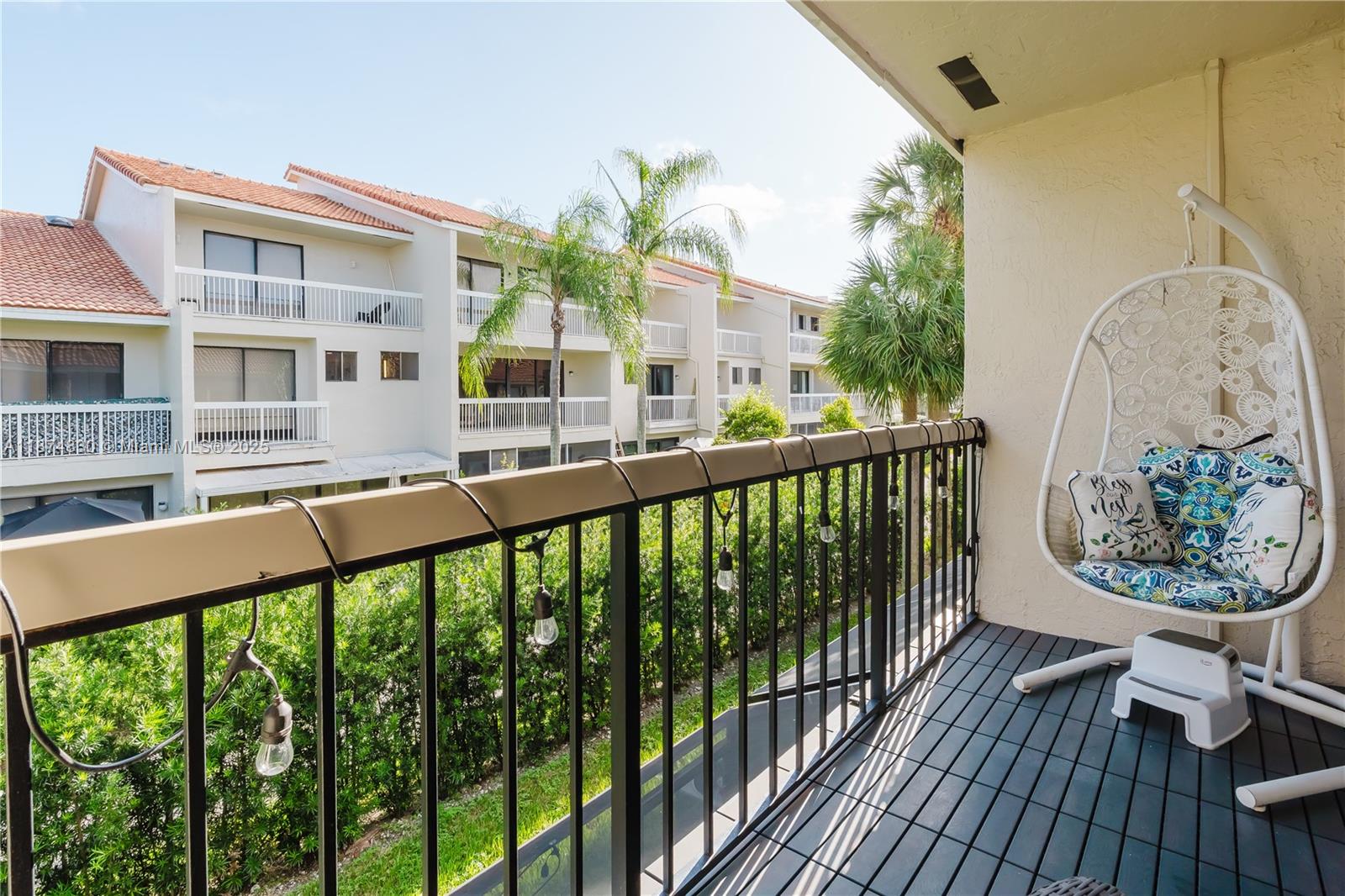 Photo of 21195 Helmsman Dr  (21195), Aventura, Florida, 33180 - 