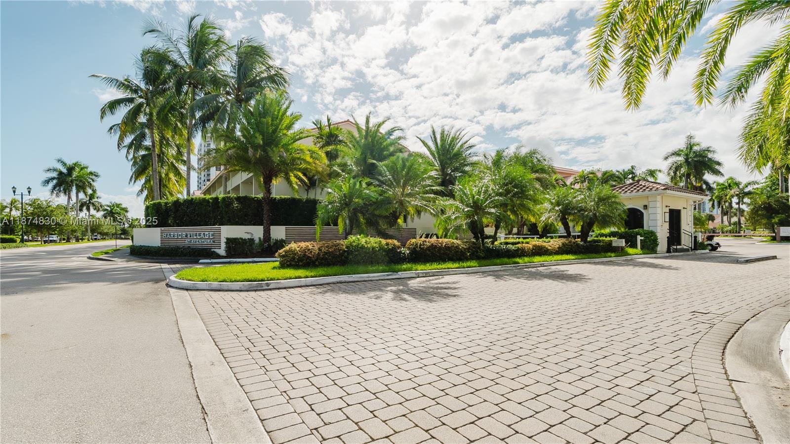 Photo of 21195 Helmsman Dr  (21195), Aventura, Florida, 33180 - 