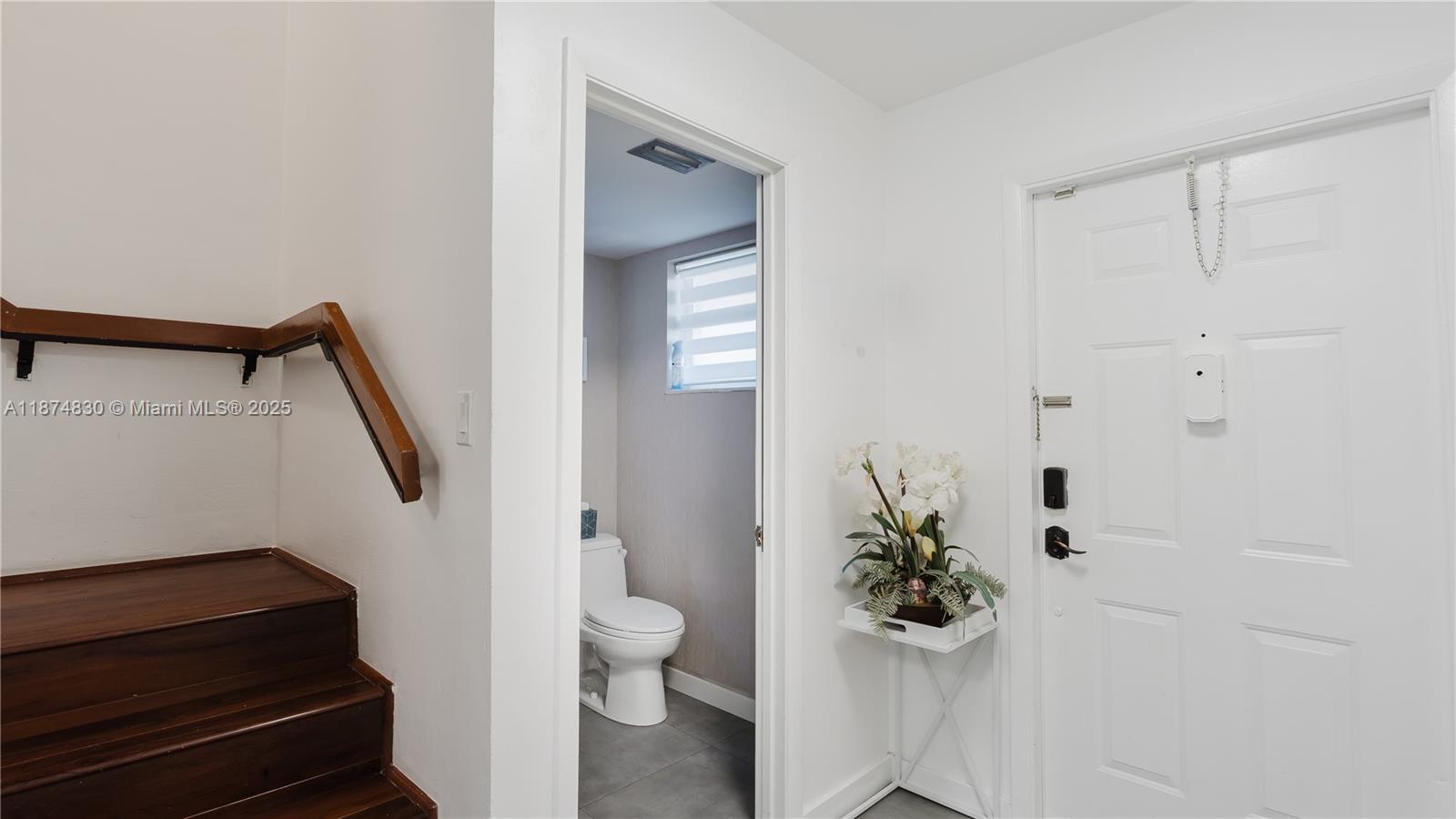 Photo of 21195 Helmsman Dr  (21195), Aventura, Florida, 33180 - 