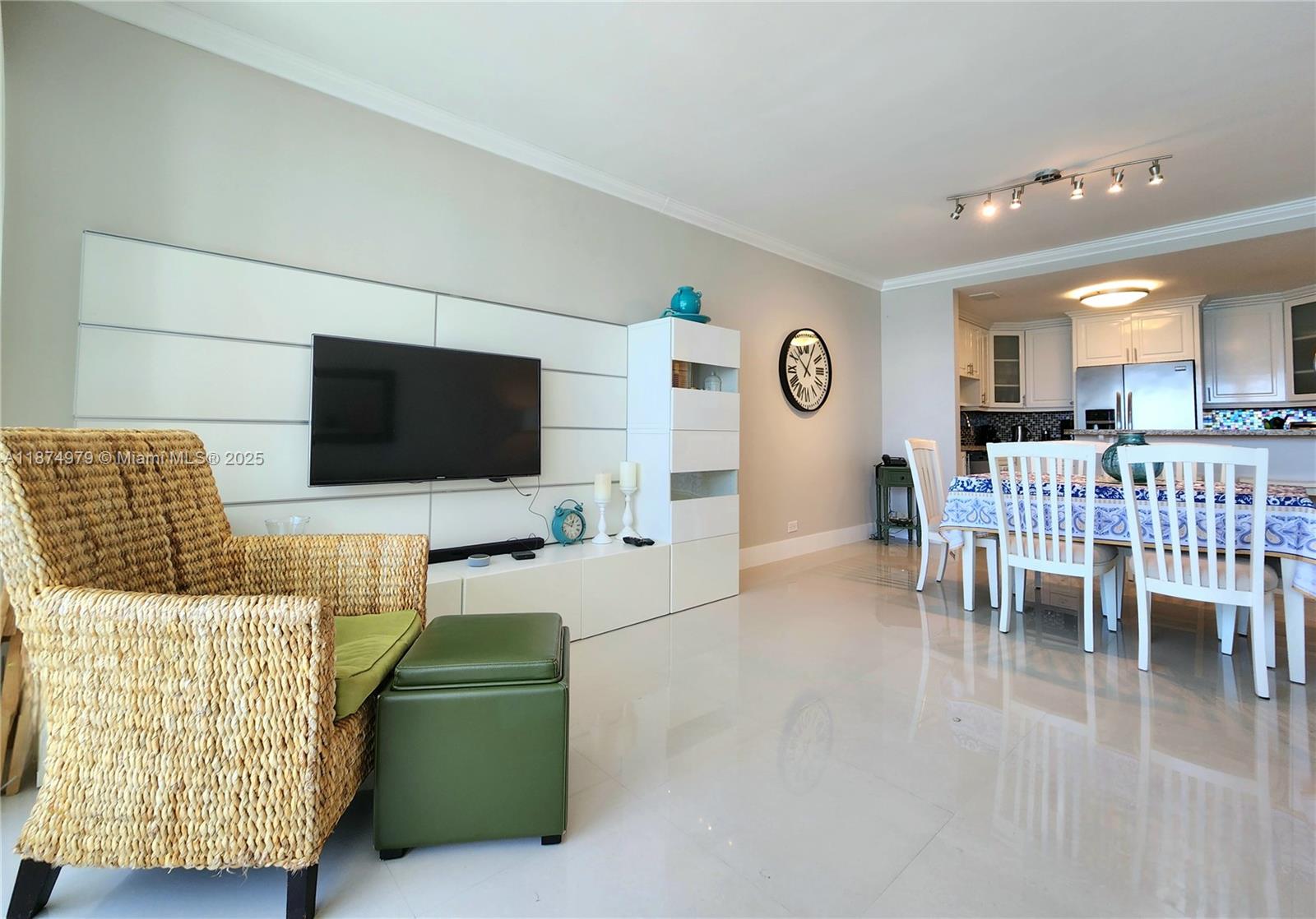 Photo of 3505 Ocean Dr  #1220, Hollywood, Florida, 33019 - 