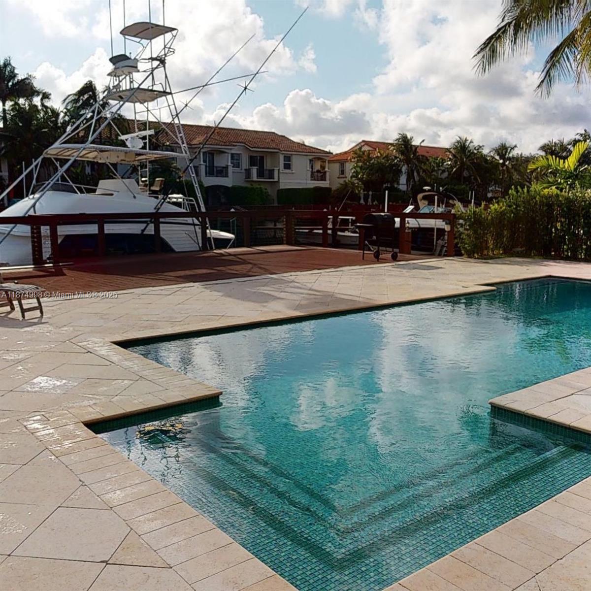 Photo of 1486 Commodore Way  (1486), Hollywood, Florida, 33019 - 