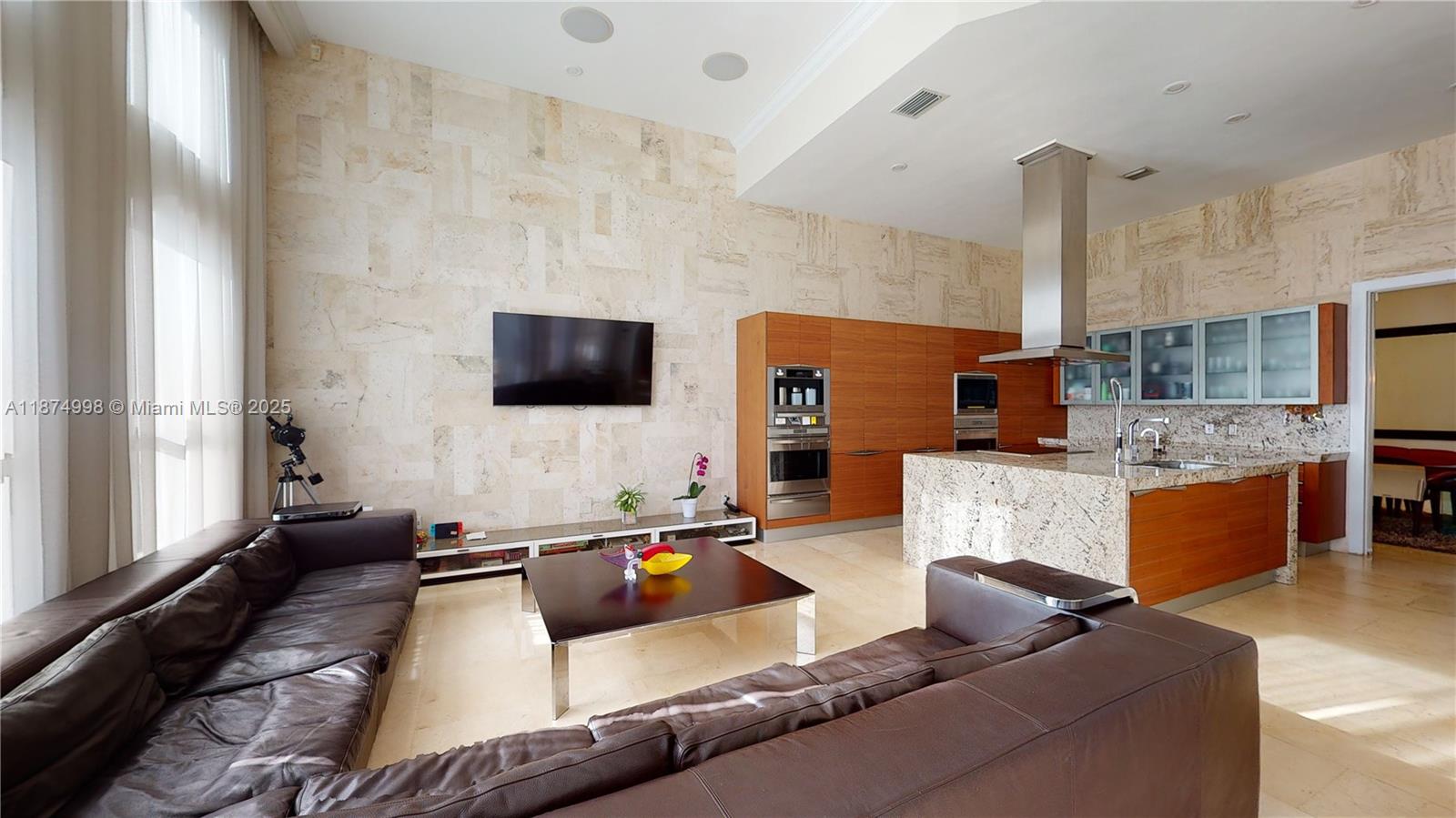 Photo of 1486 Commodore Way (1486), Hollywood, Florida, 33019 -