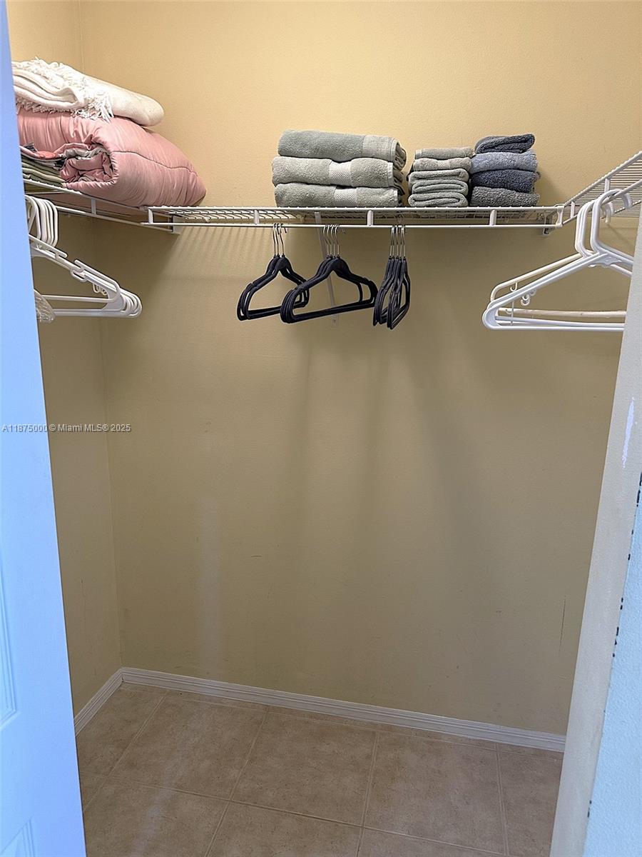 Photo of 2080 OCEAN DRIVE  #1010, Hallandale Beach, Florida, 33009 - Ample closet space