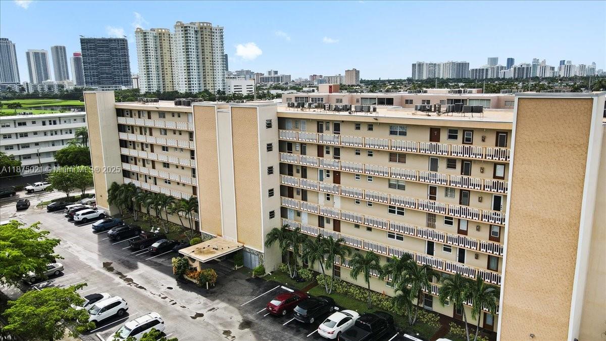 Photo of 319 14th Ave  #201, Hallandale Beach, Florida, 33009 - 